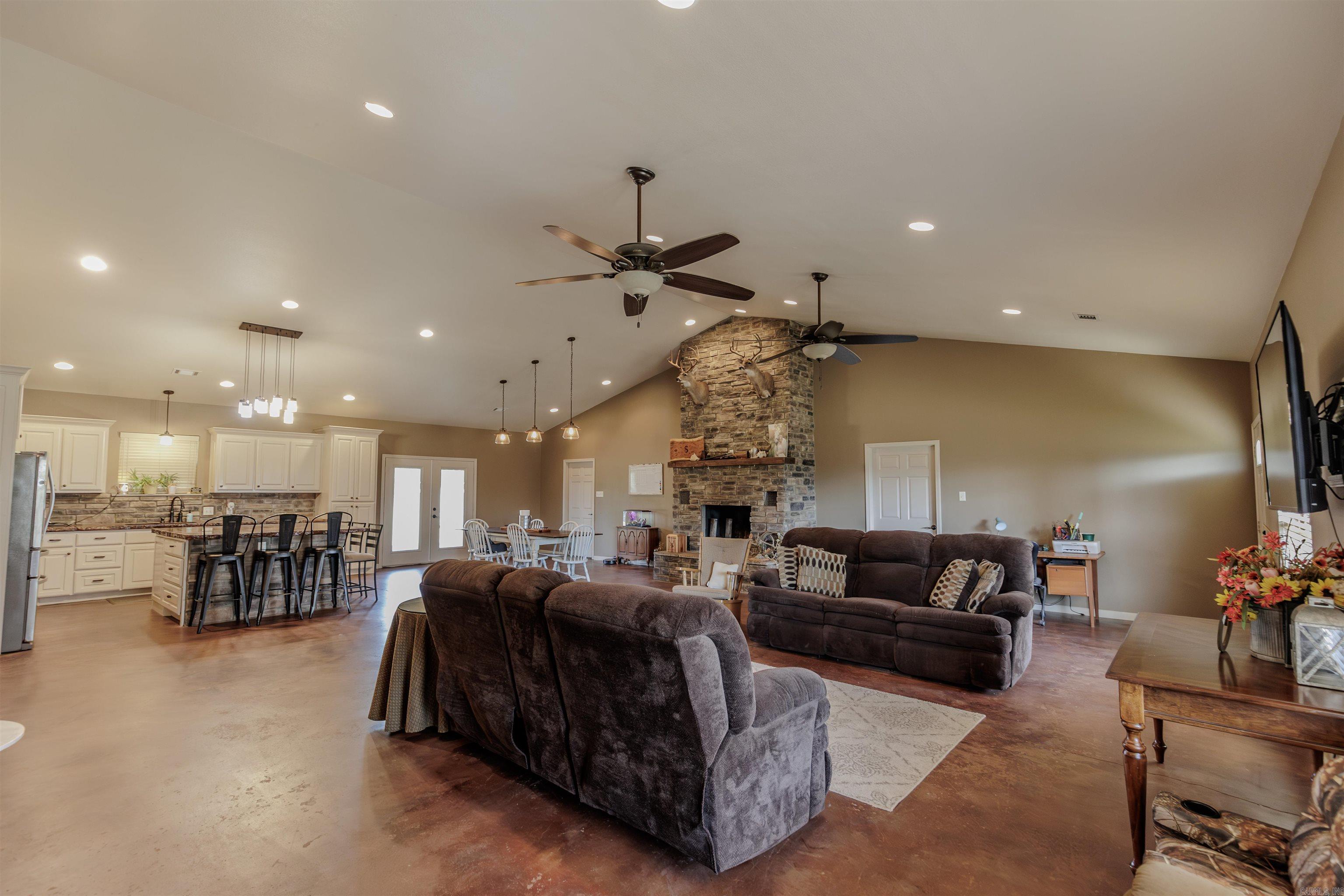 65 Wallace Bridge Road Perryville, AR 72126