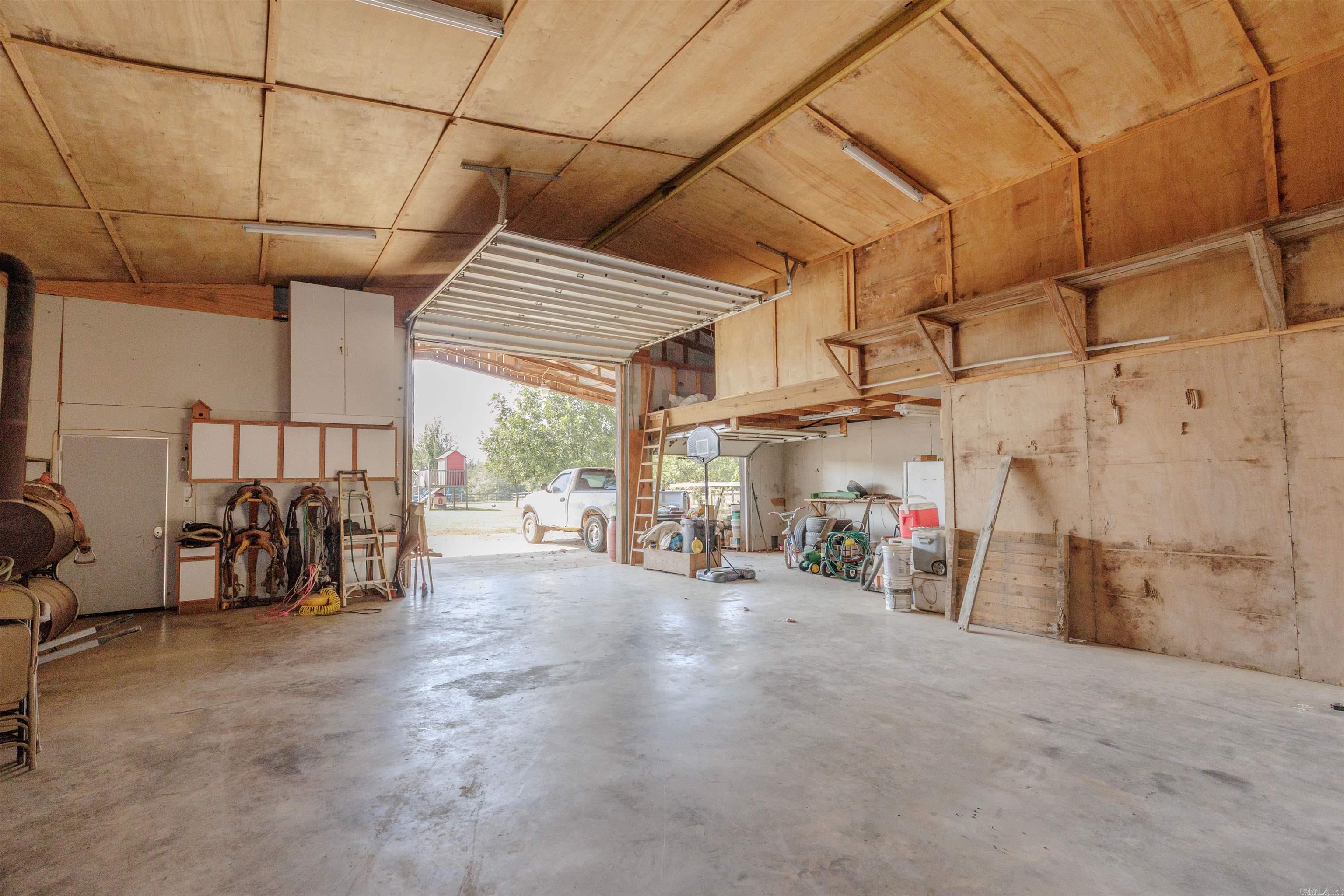 65 Wallace Bridge Road Perryville, AR 72126