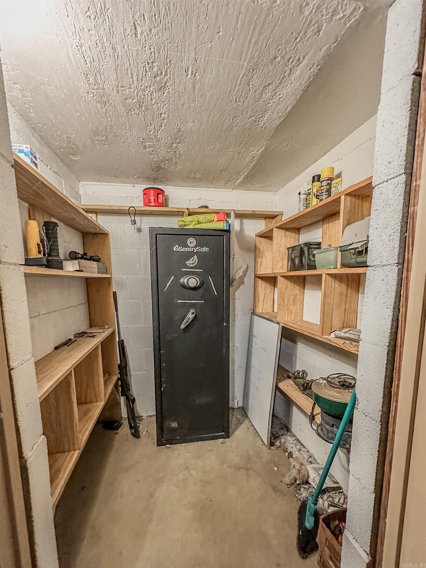 65 Wallace Bridge Road Perryville, AR 72126