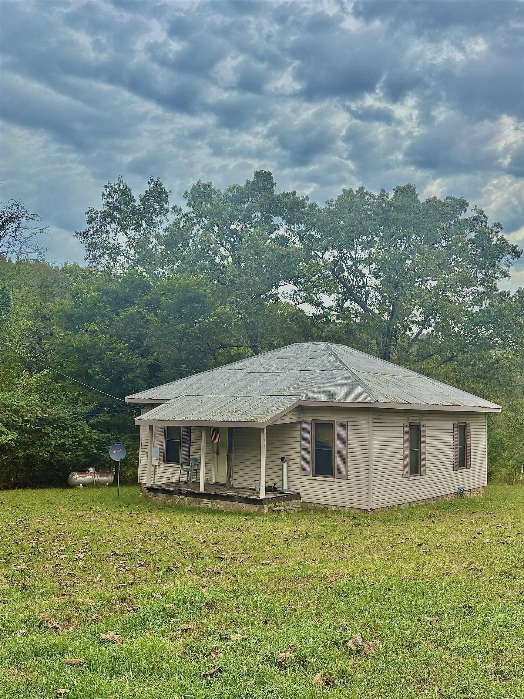 225 Claxton Loop Batesville, AR 72501