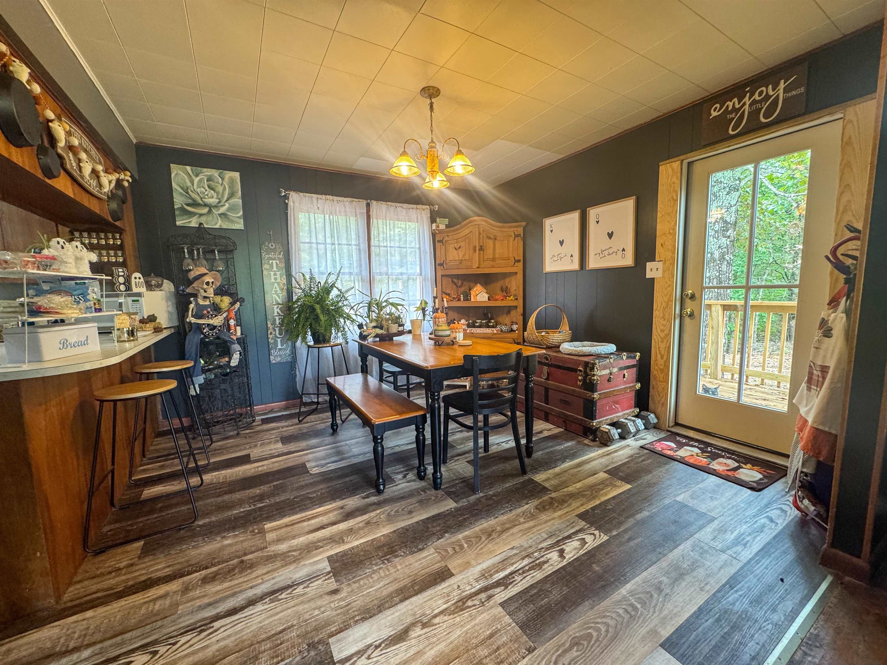 2541 Highway 62/412  Highland, AR