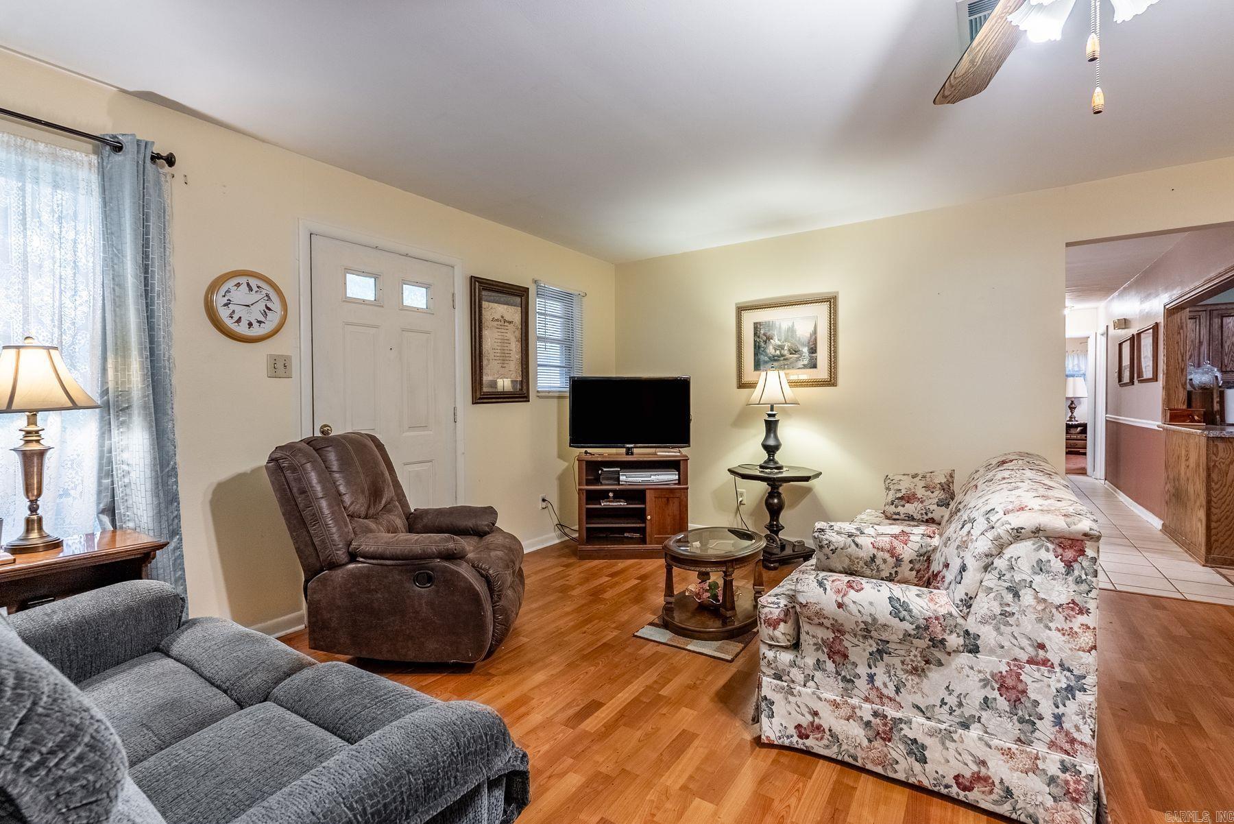 9 Phyllis Court Jacksonville, AR 72076