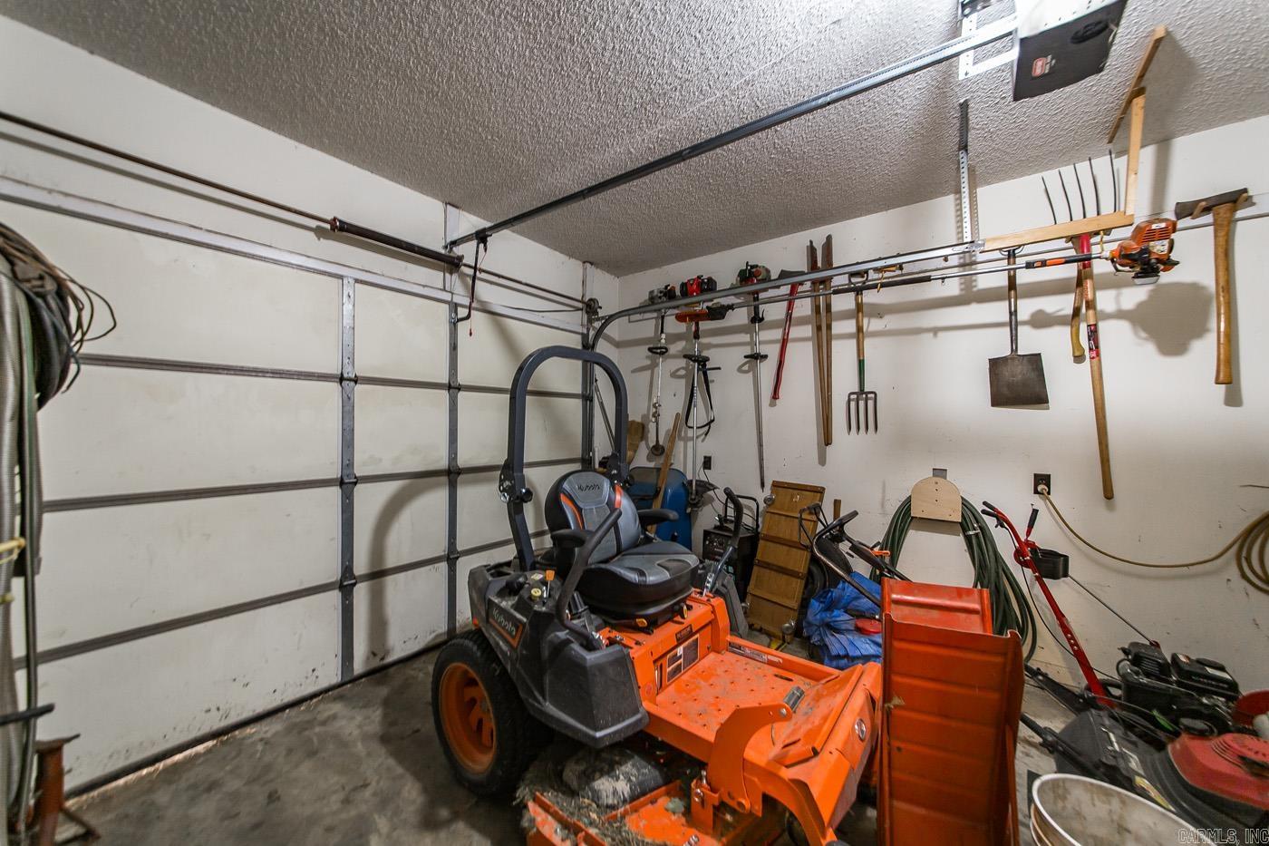 1560 Lawson Oaks Drive Little Rock, AR 72210