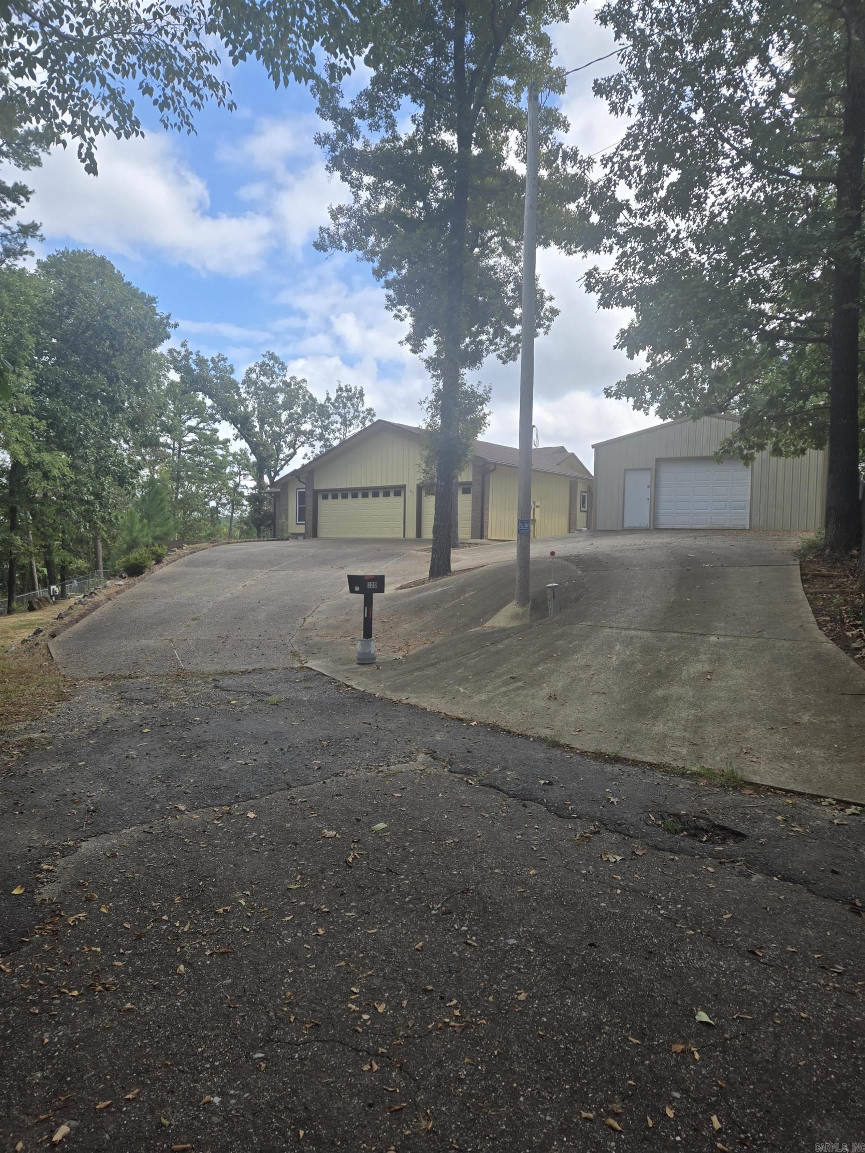 120 Silverwood Terrace