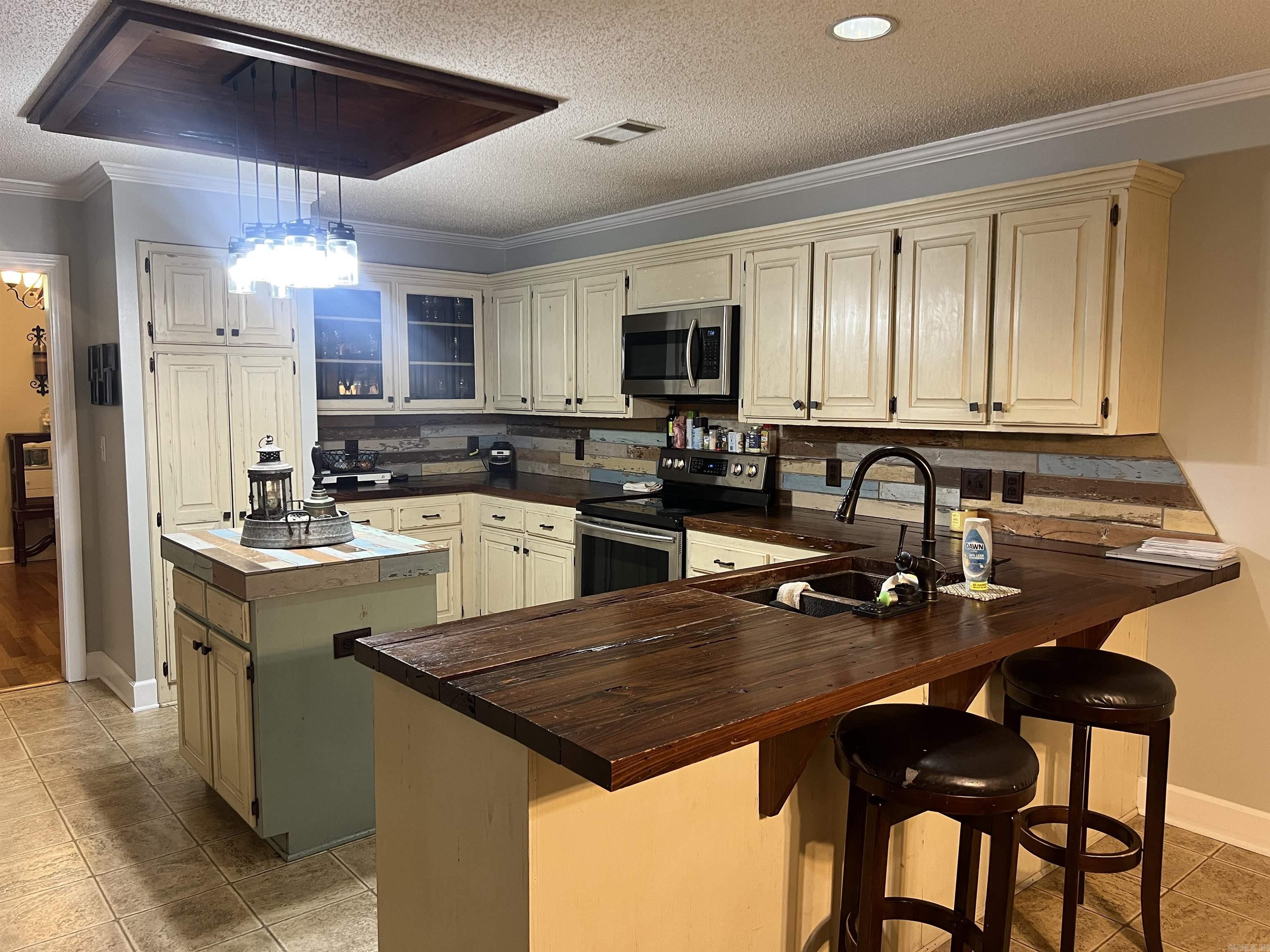 1201 Boastwood White Hall, AR 71602