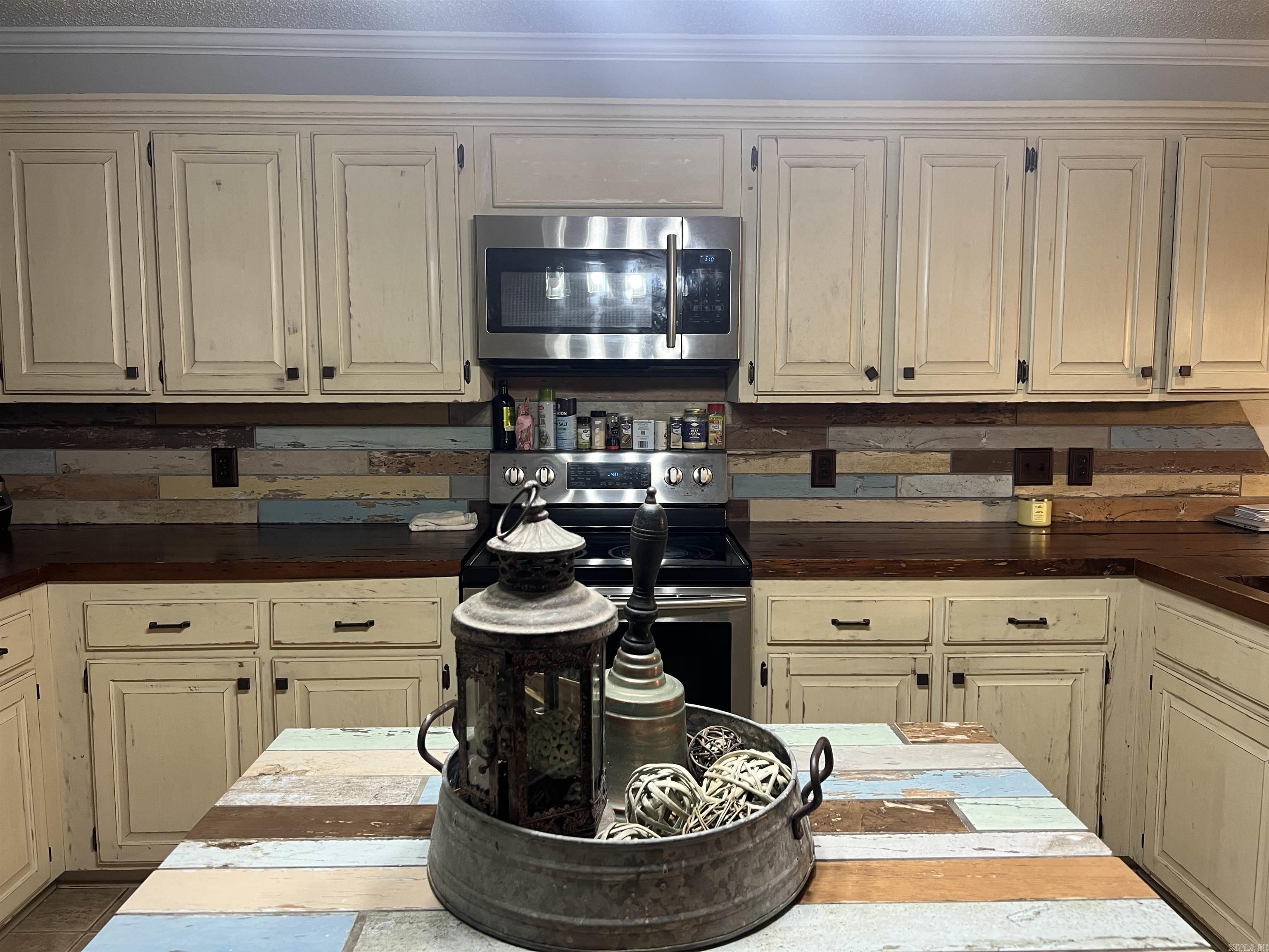 1201 Boastwood White Hall, AR 71602