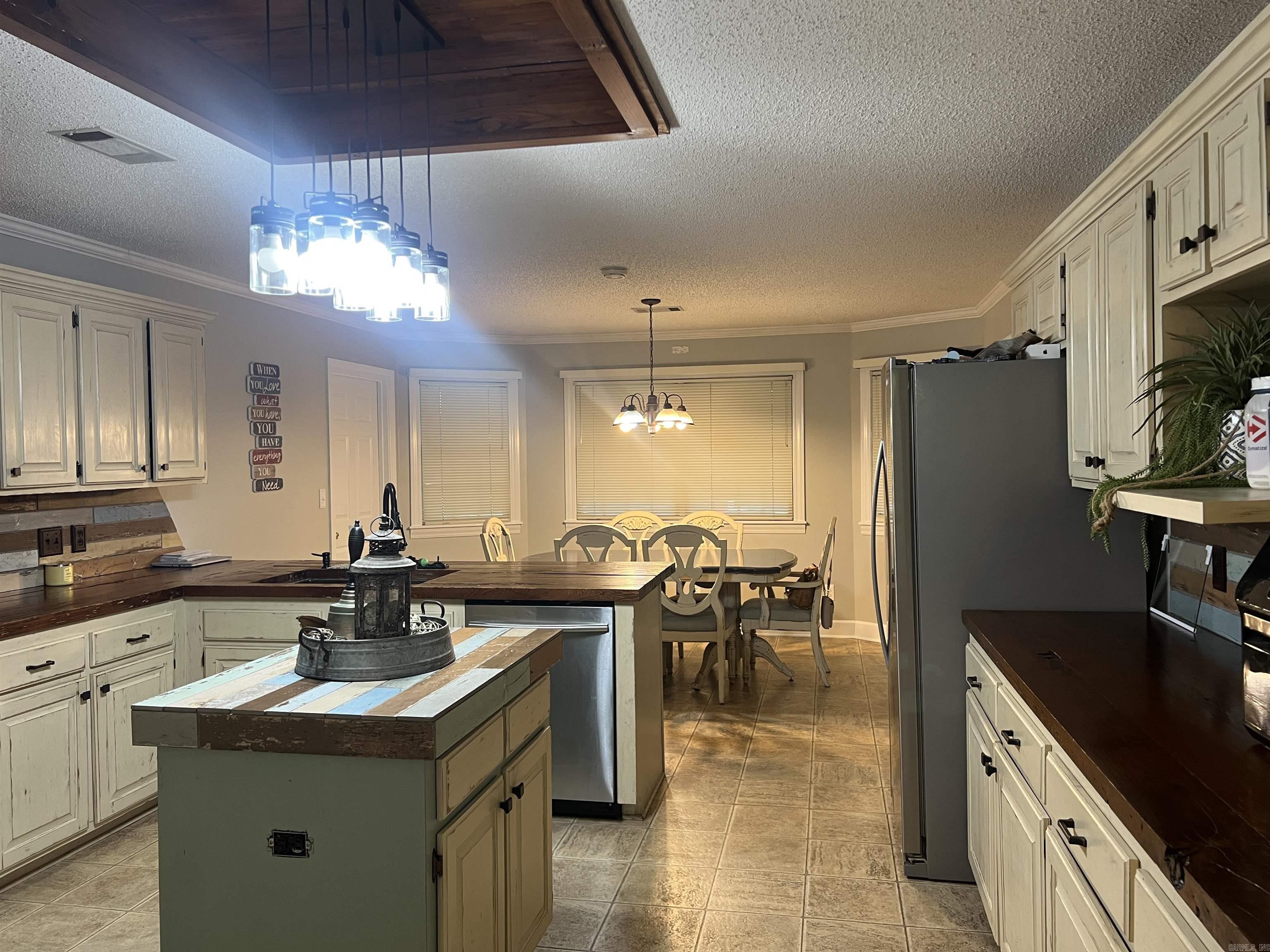 1201 Boastwood White Hall, AR 71602