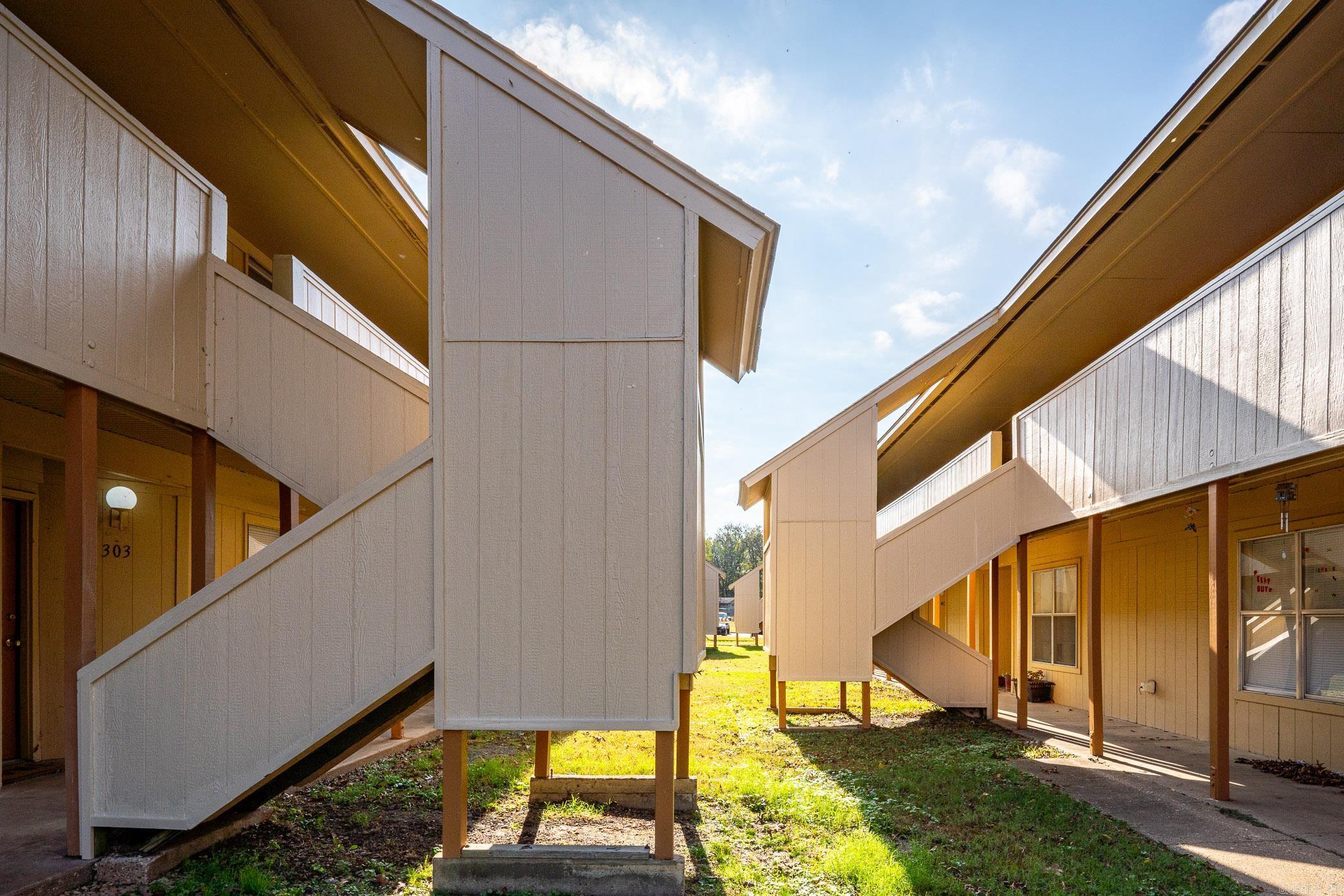 300 W Harding, #312  Morrilton, AR