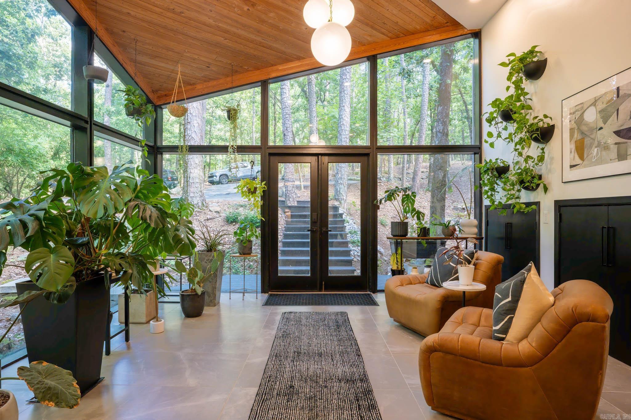 10119 Garrison Road  Little Rock, AR