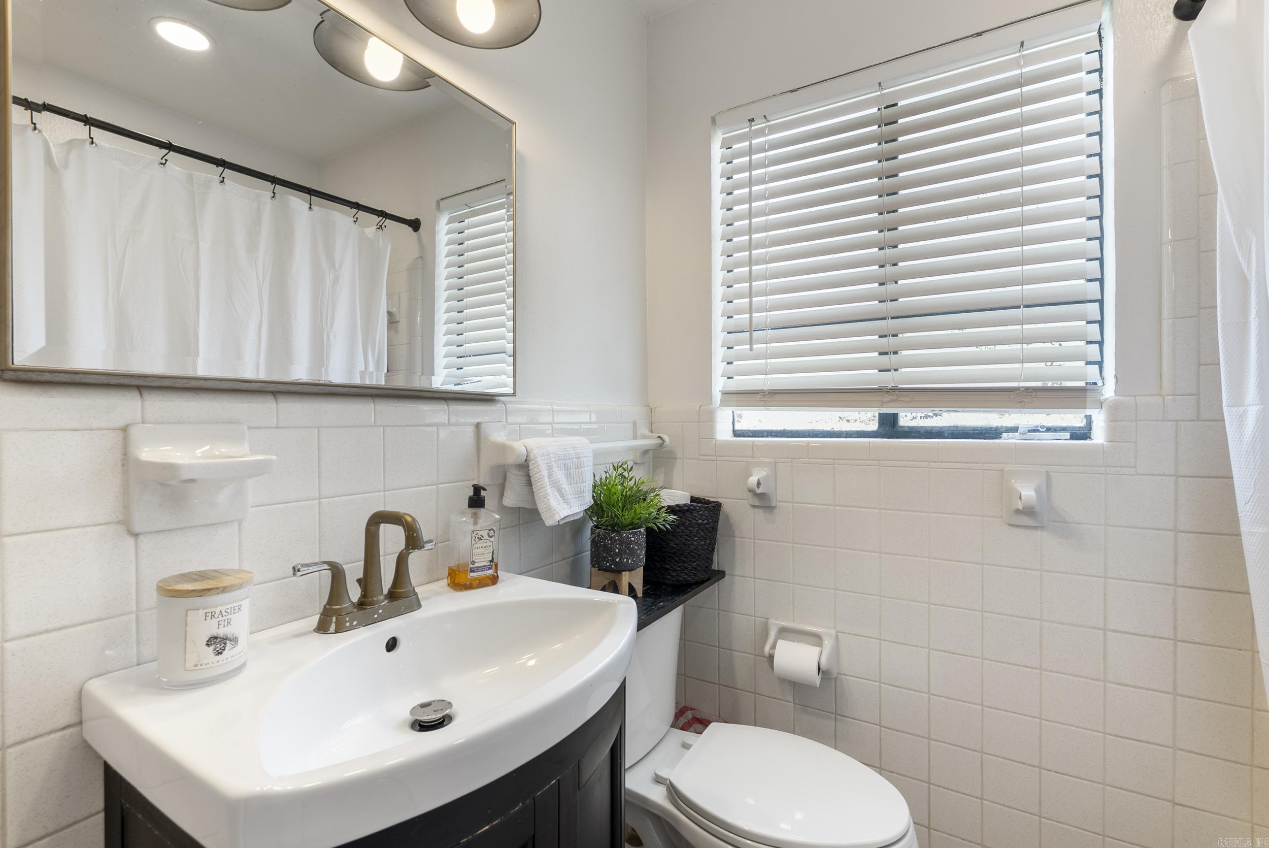 4508 Lakeview Road North Little Rock, AR 72116