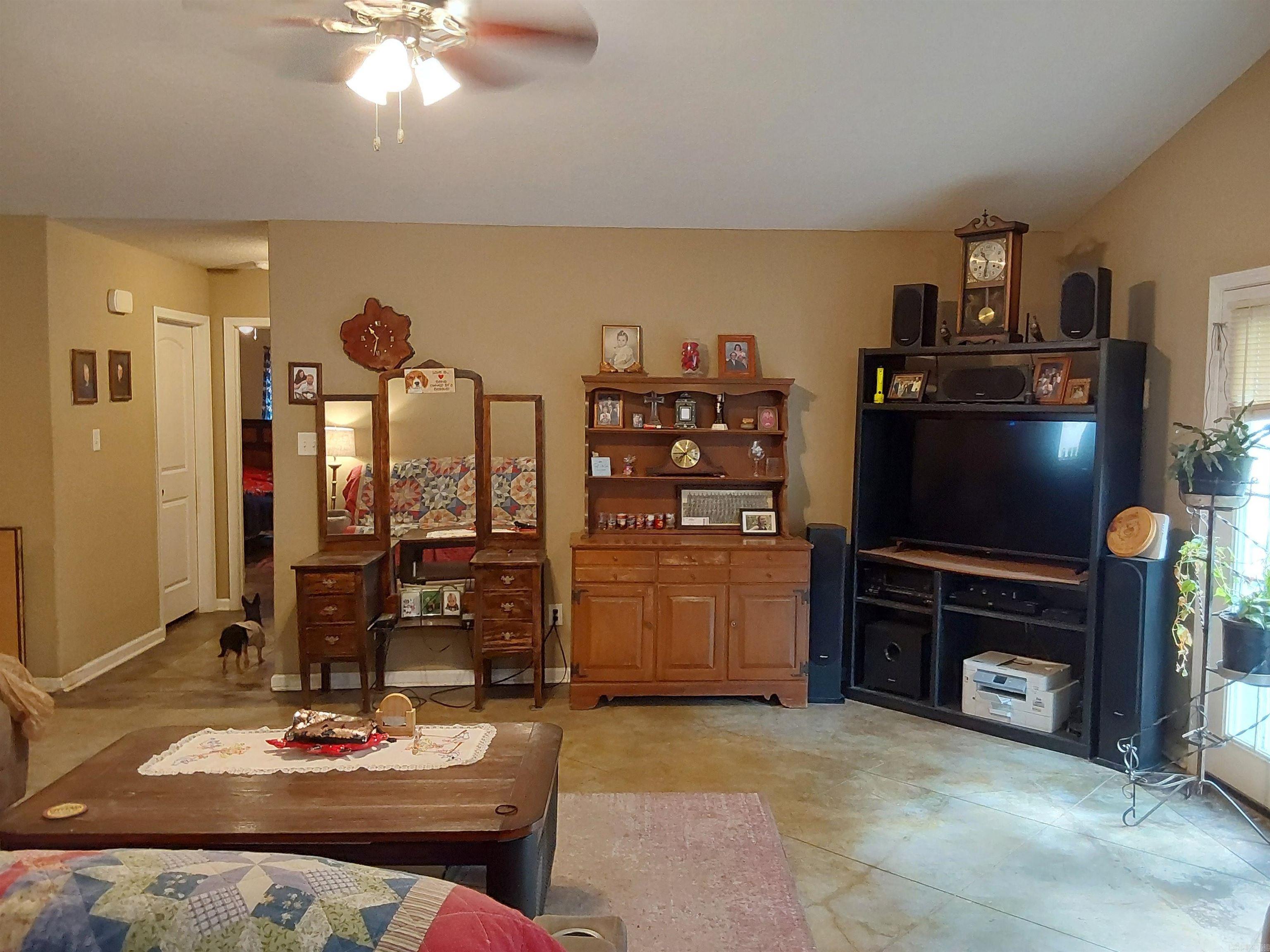 221 Iris  Haskell, AR