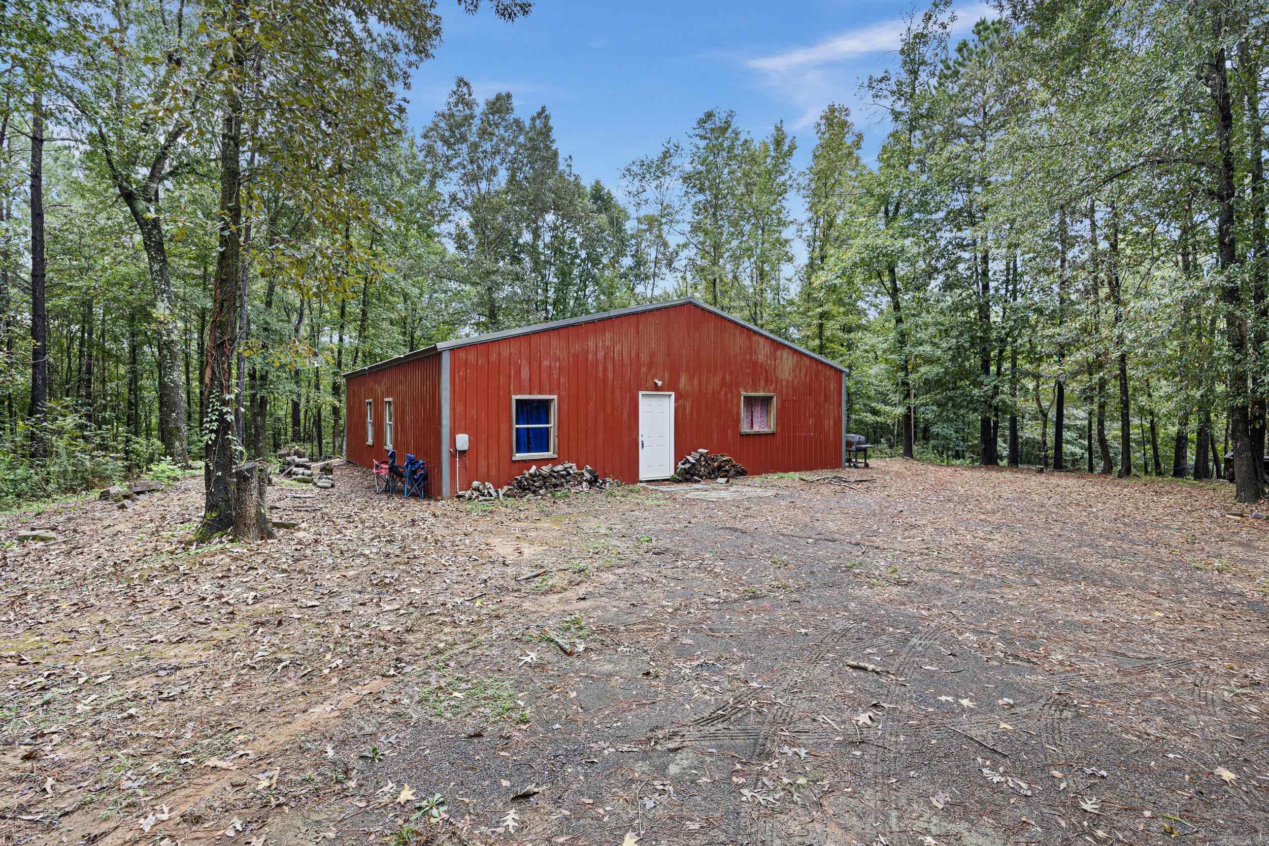 11882 E Old Belleville Road