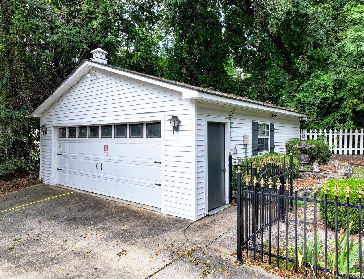 318 Quapaw  Hot Springs, AR