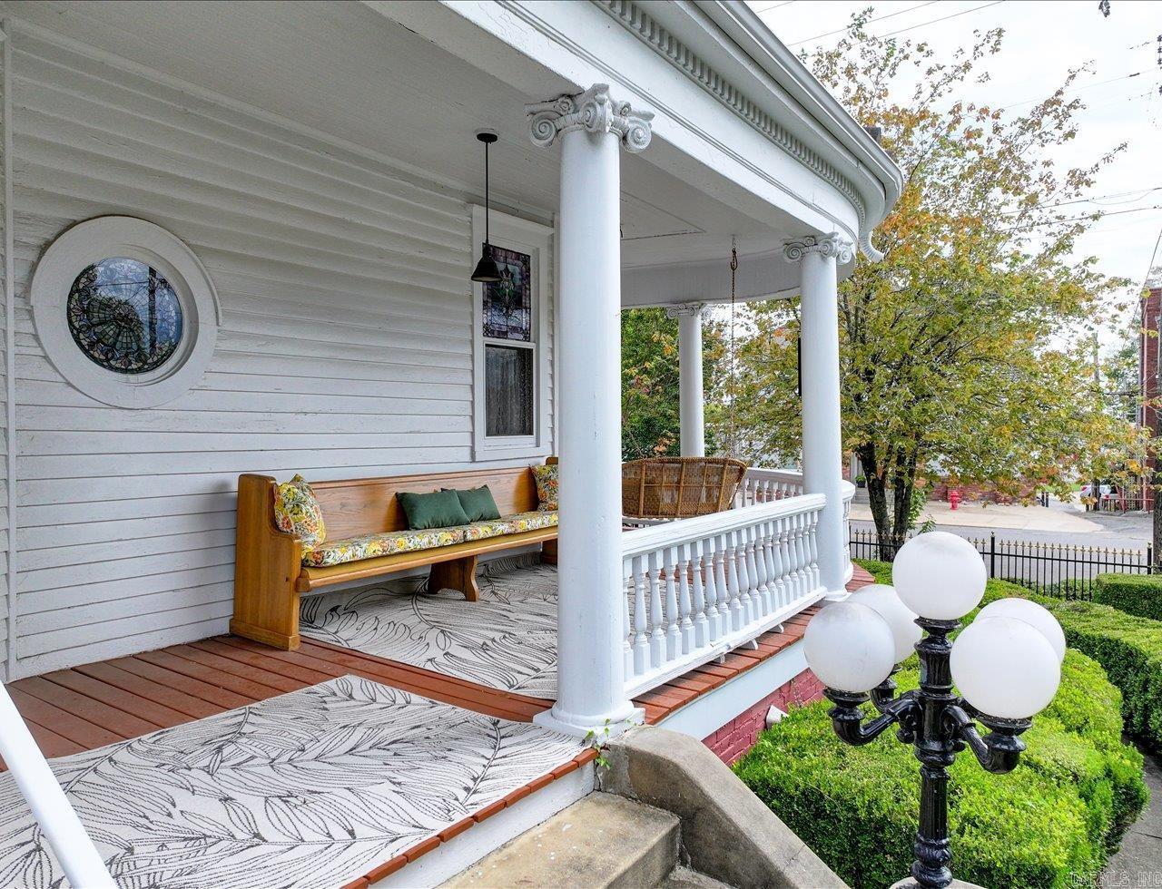 318 Quapaw  Hot Springs, AR