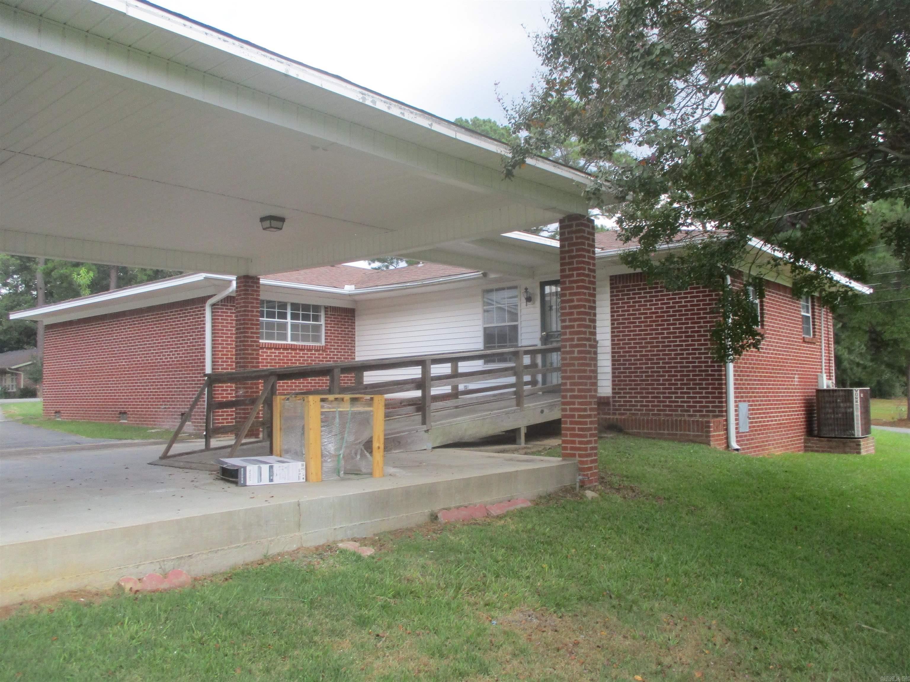 1625 Circle Drive Malvern, AR 72104