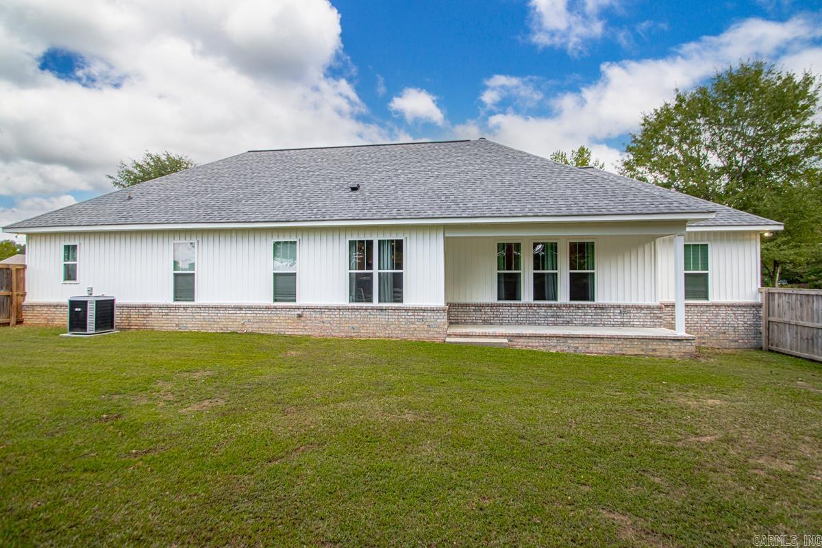 1017 Ridgewood Drive Little Rock, AR 72065