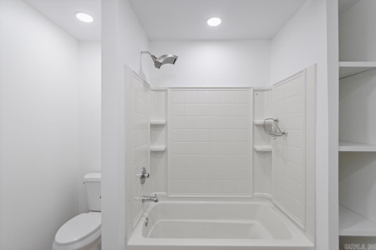 1 Cozy Lane  Redfield, AR