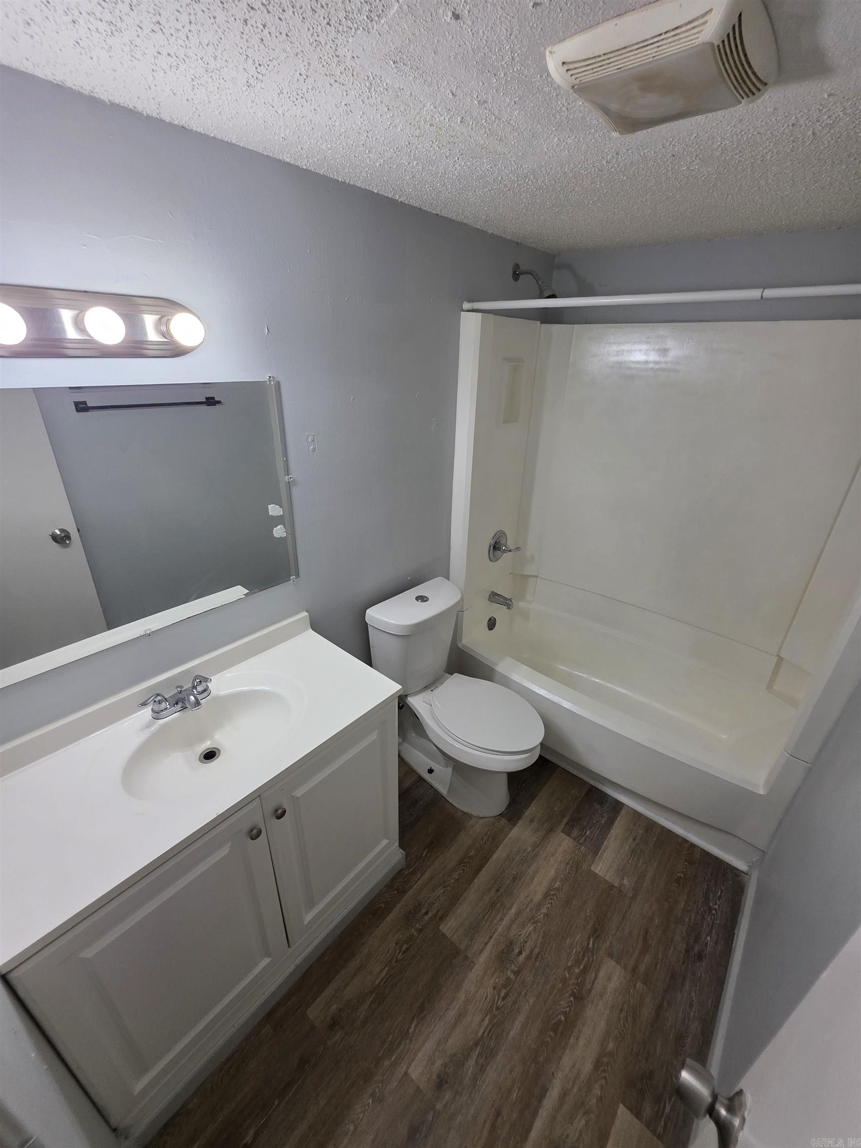 5910 W 53rd  Little Rock, AR