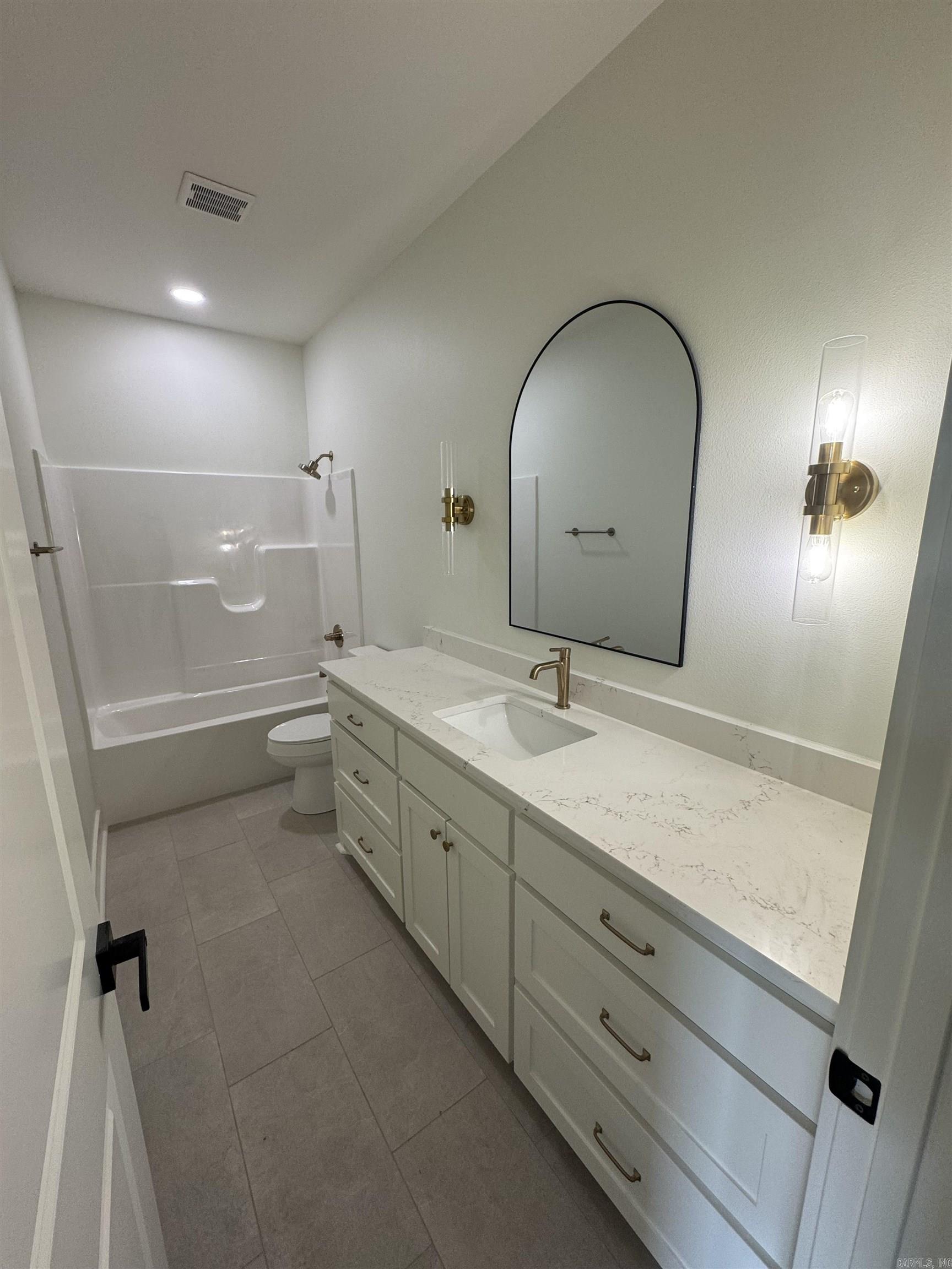 13 Ridge View Street Vilonia, AR 72173