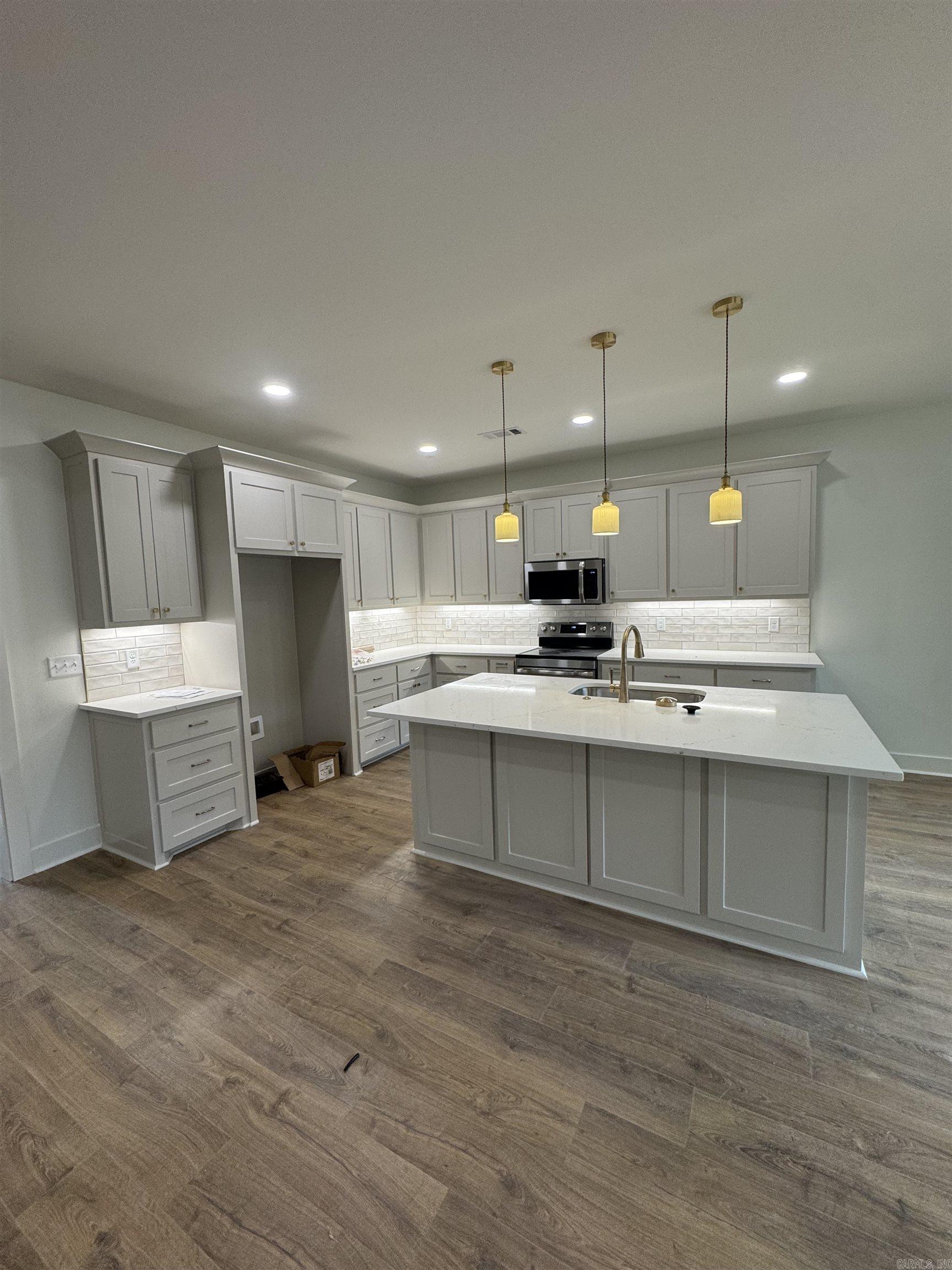 13 Ridge View Street Vilonia, AR 72173