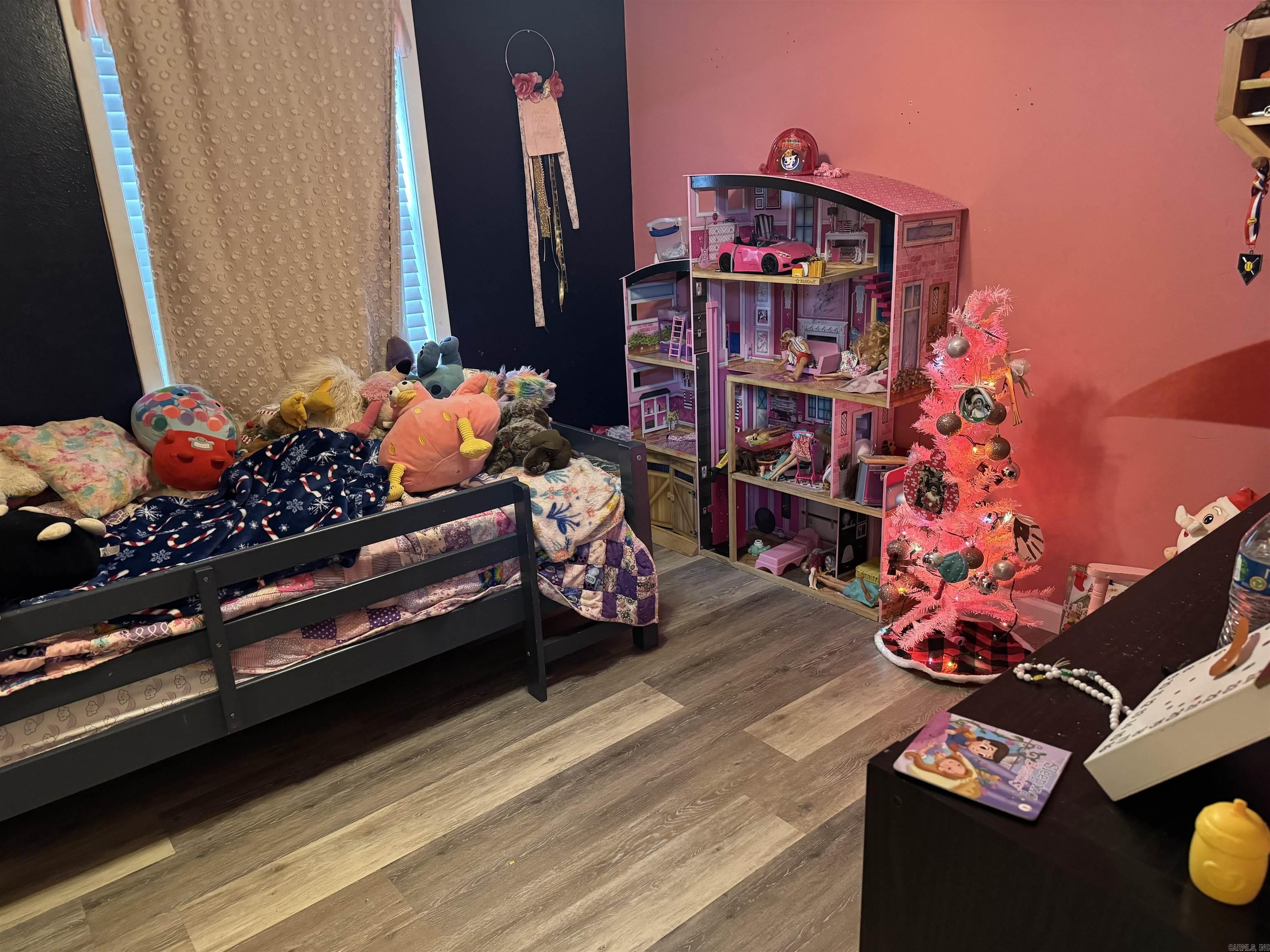 406 NE 6TH Atkins, AR 72823