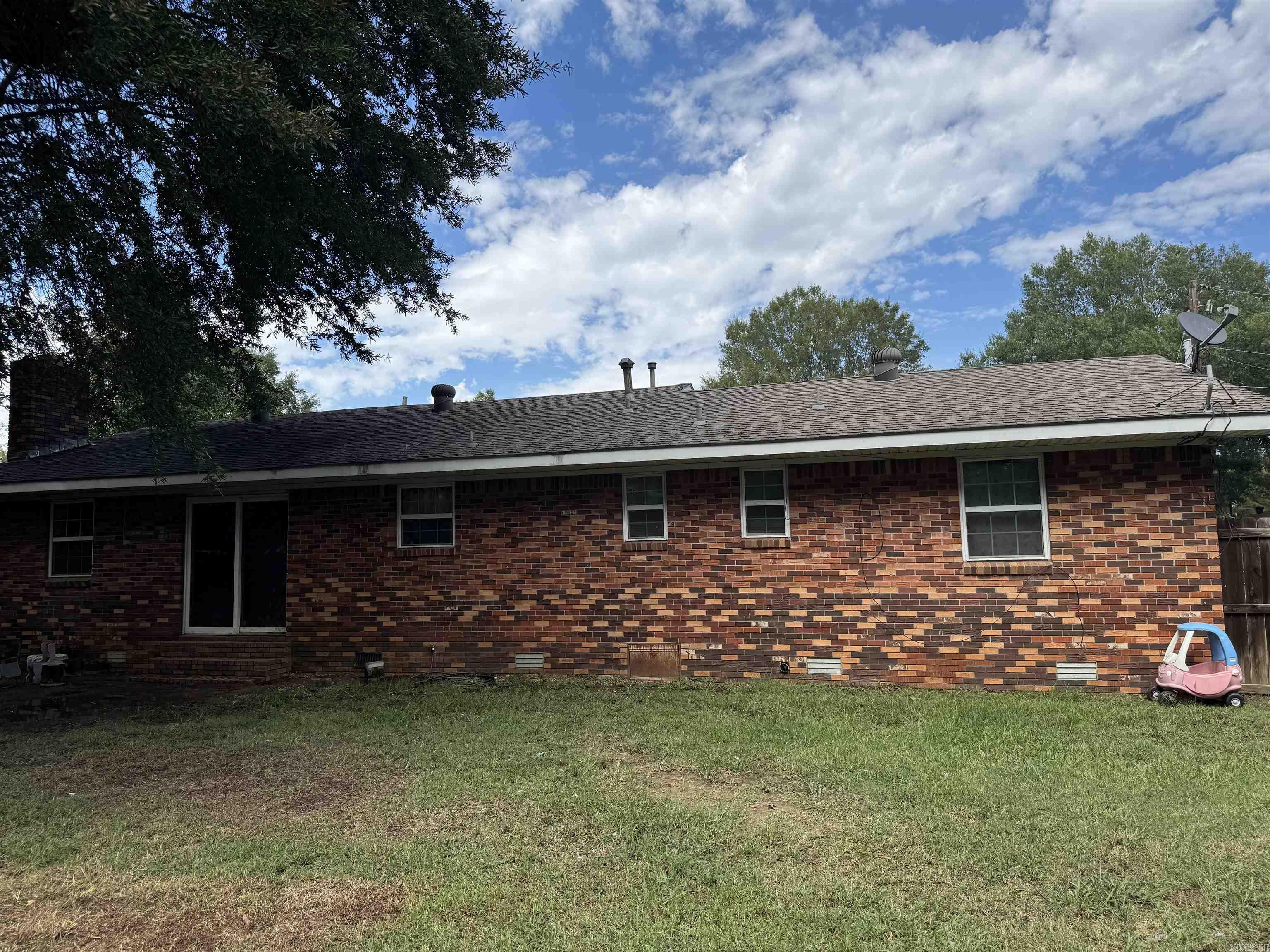 406 NE 6TH Atkins, AR 72823