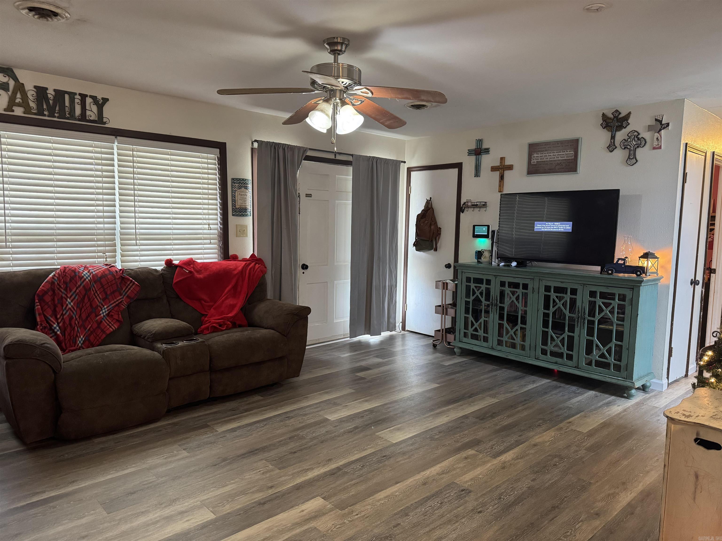 406 NE 6TH Atkins, AR 72823