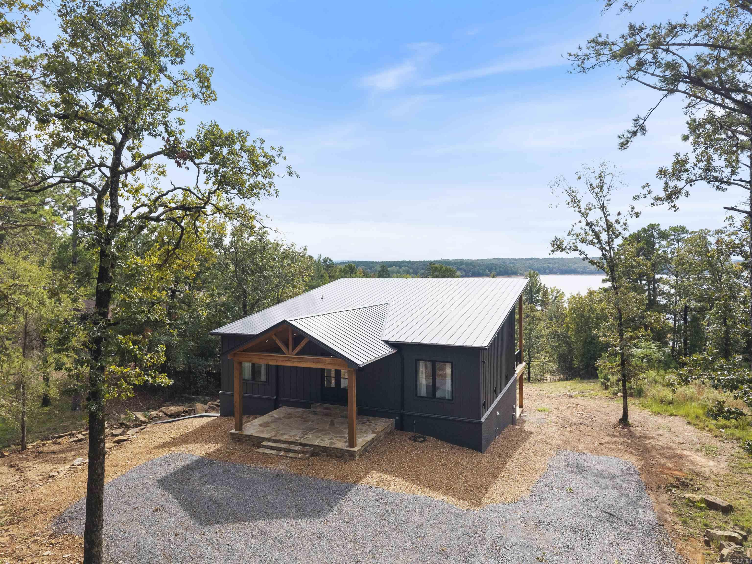 370 Island Shores Dr. Drasco, AR 72530