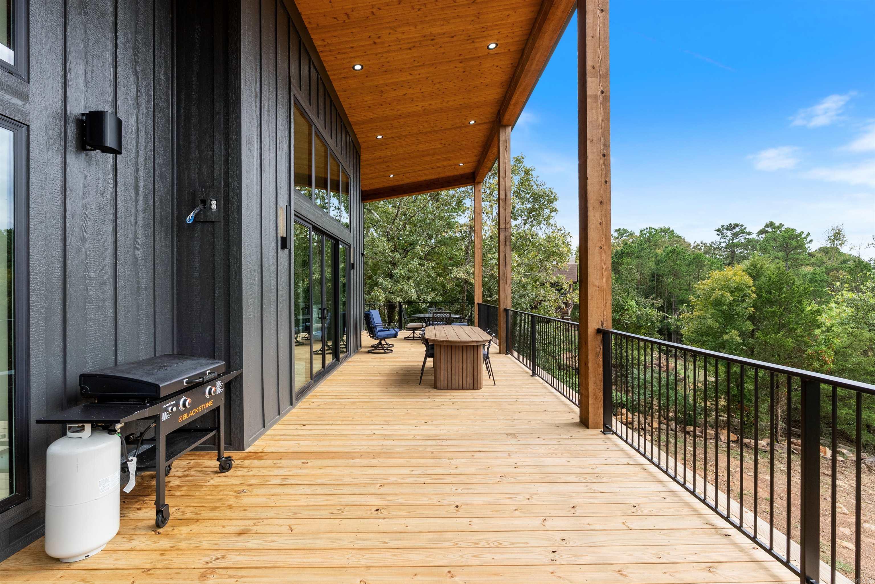 370 Island Shores Dr. Drasco, AR 72530