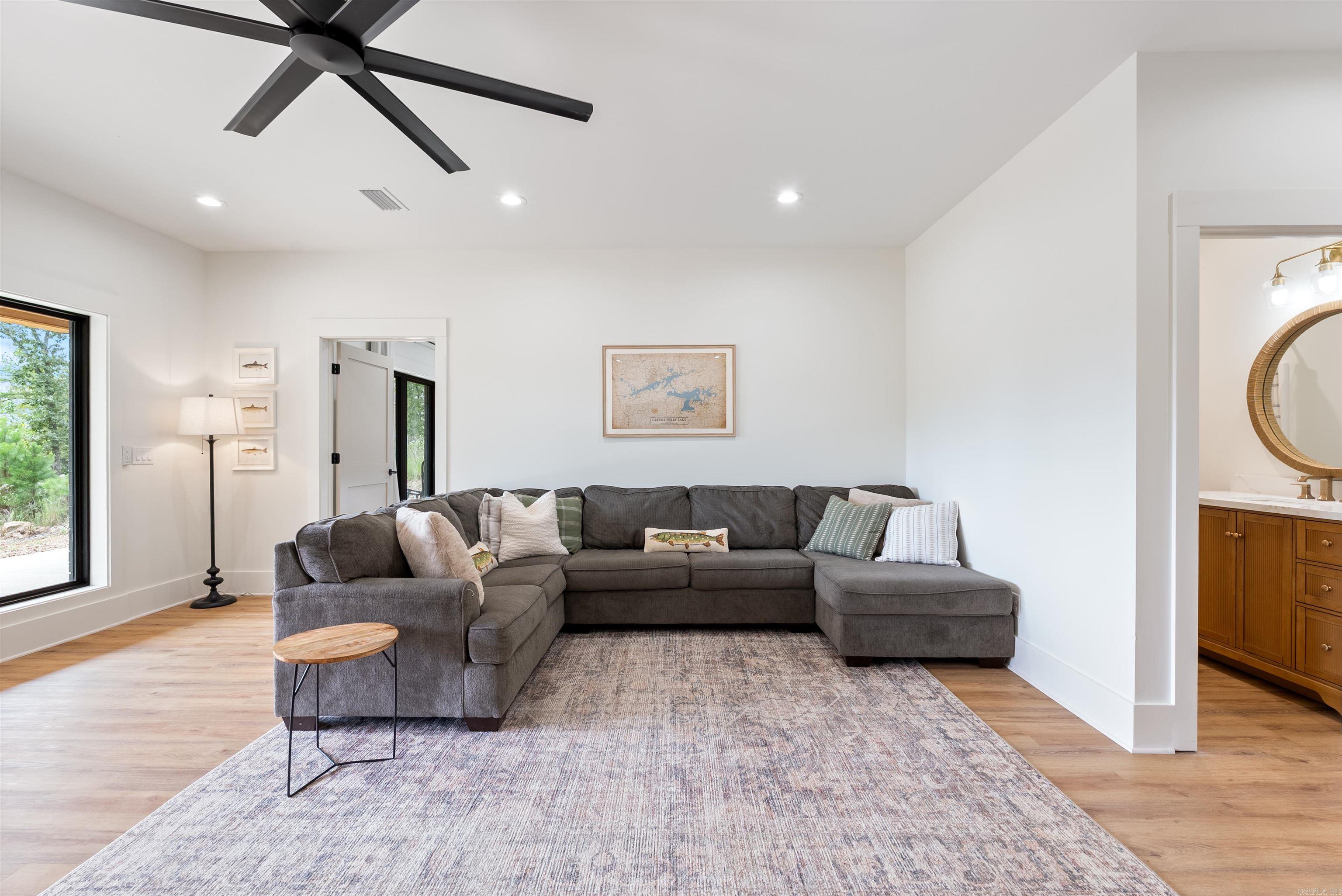 370 Island Shores Dr. Drasco, AR 72530