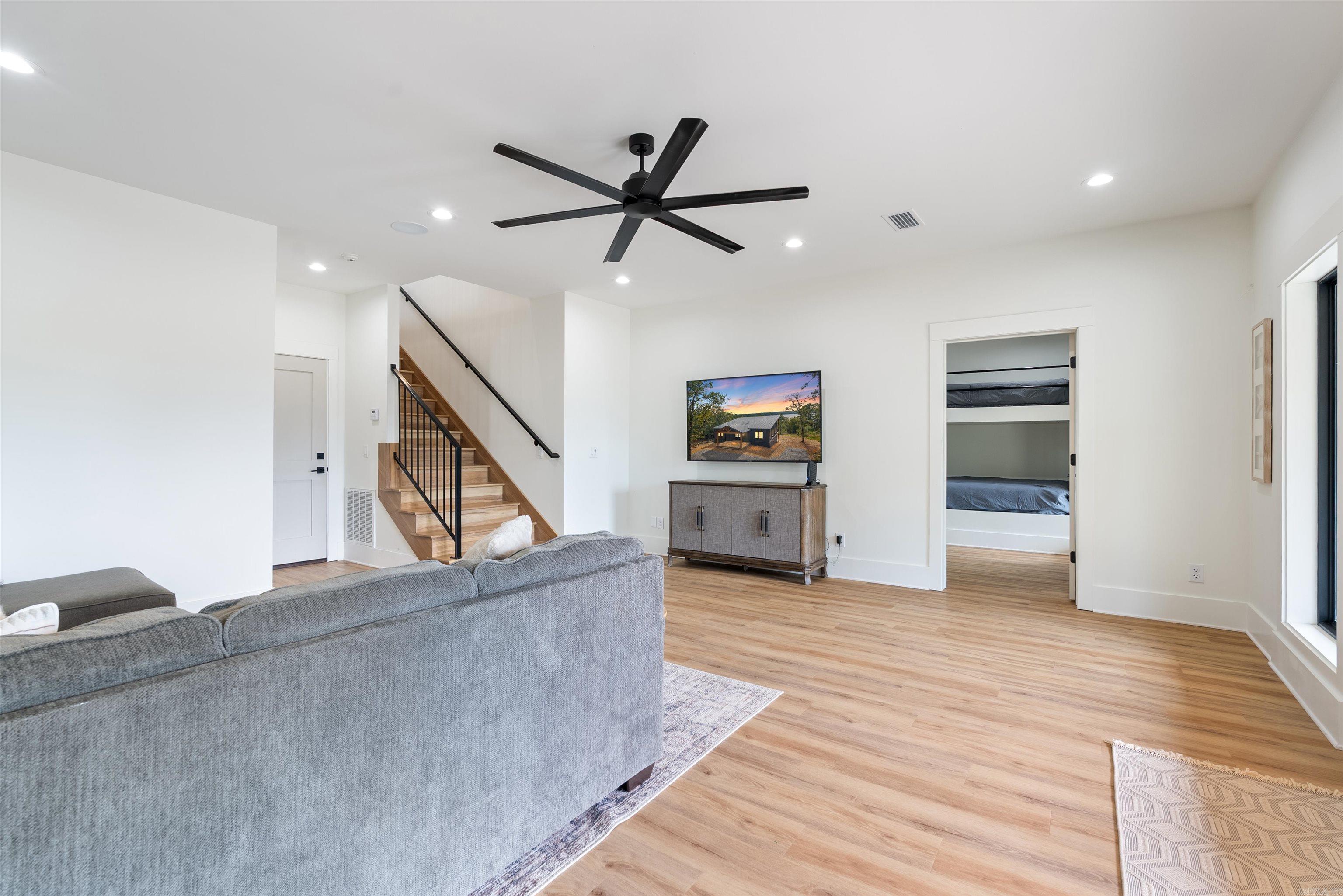 370 Island Shores Dr. Drasco, AR 72530