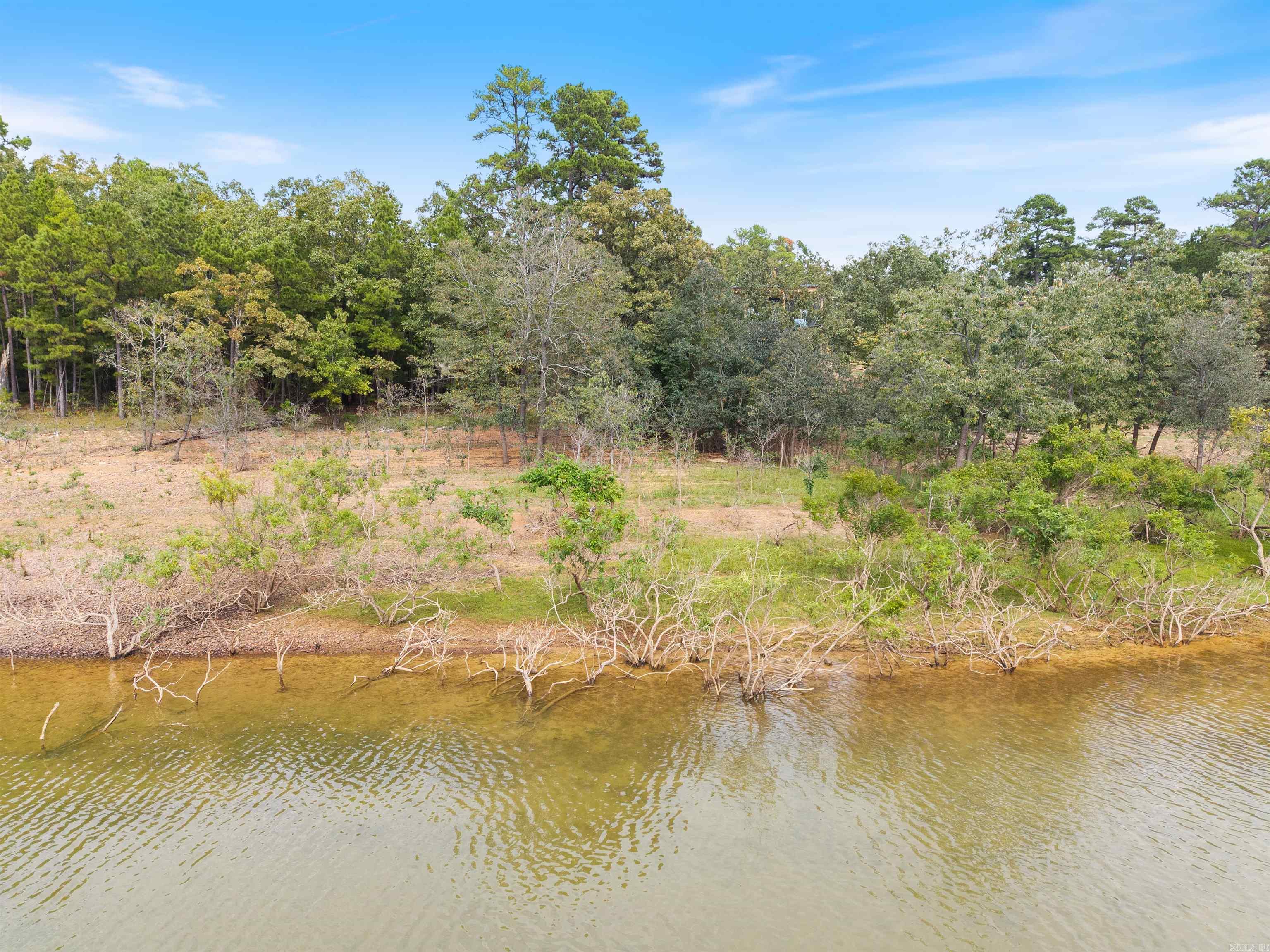 370 Island Shores Dr. Drasco, AR 72530
