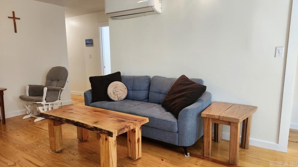 20 Reva's Retreat Way  Story, AR