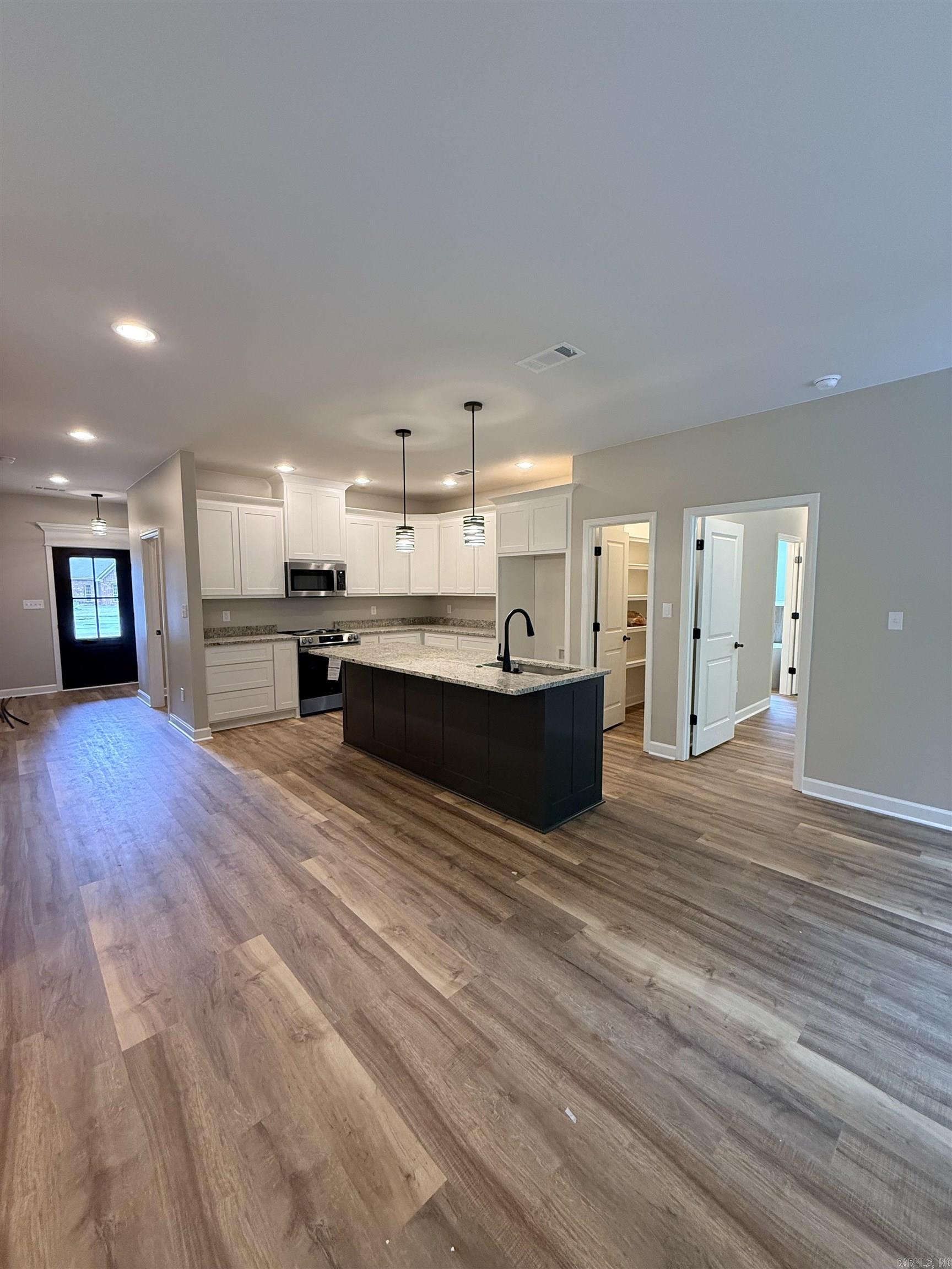 370 Meadow Creek  Haskell, AR