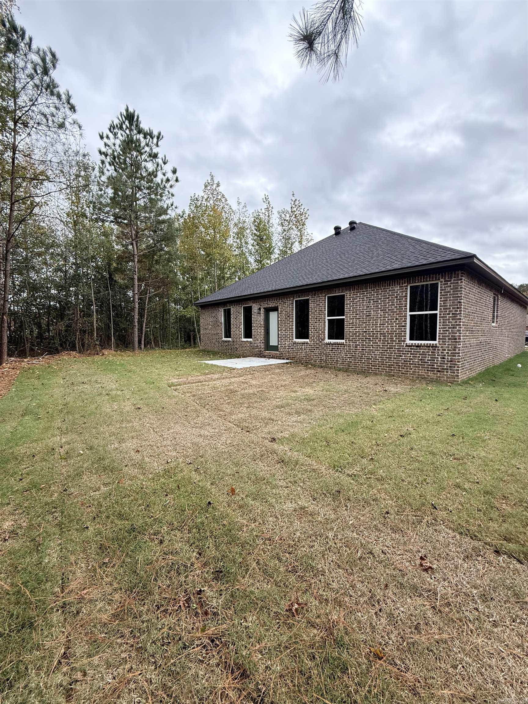 370 Meadow Creek  Haskell, AR
