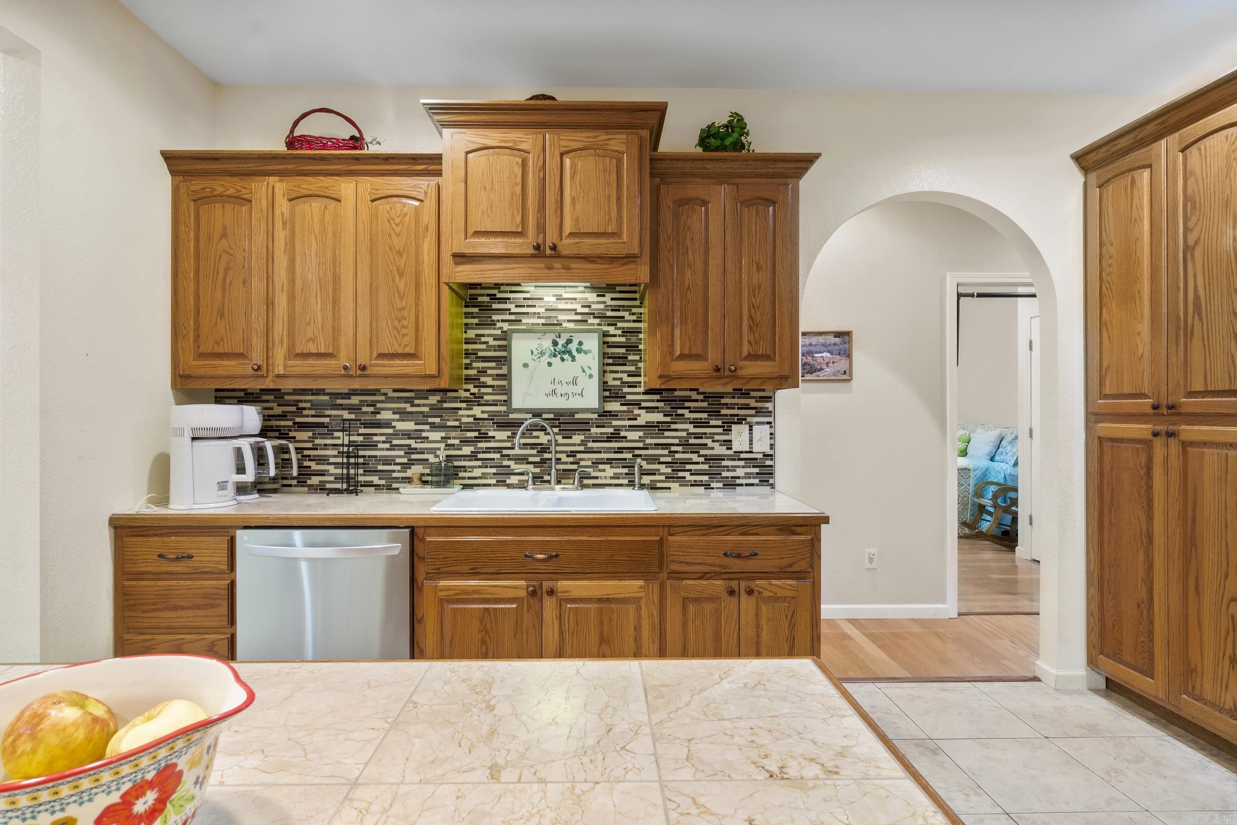 1052 Gravel Hill Road Romance, AR 72136