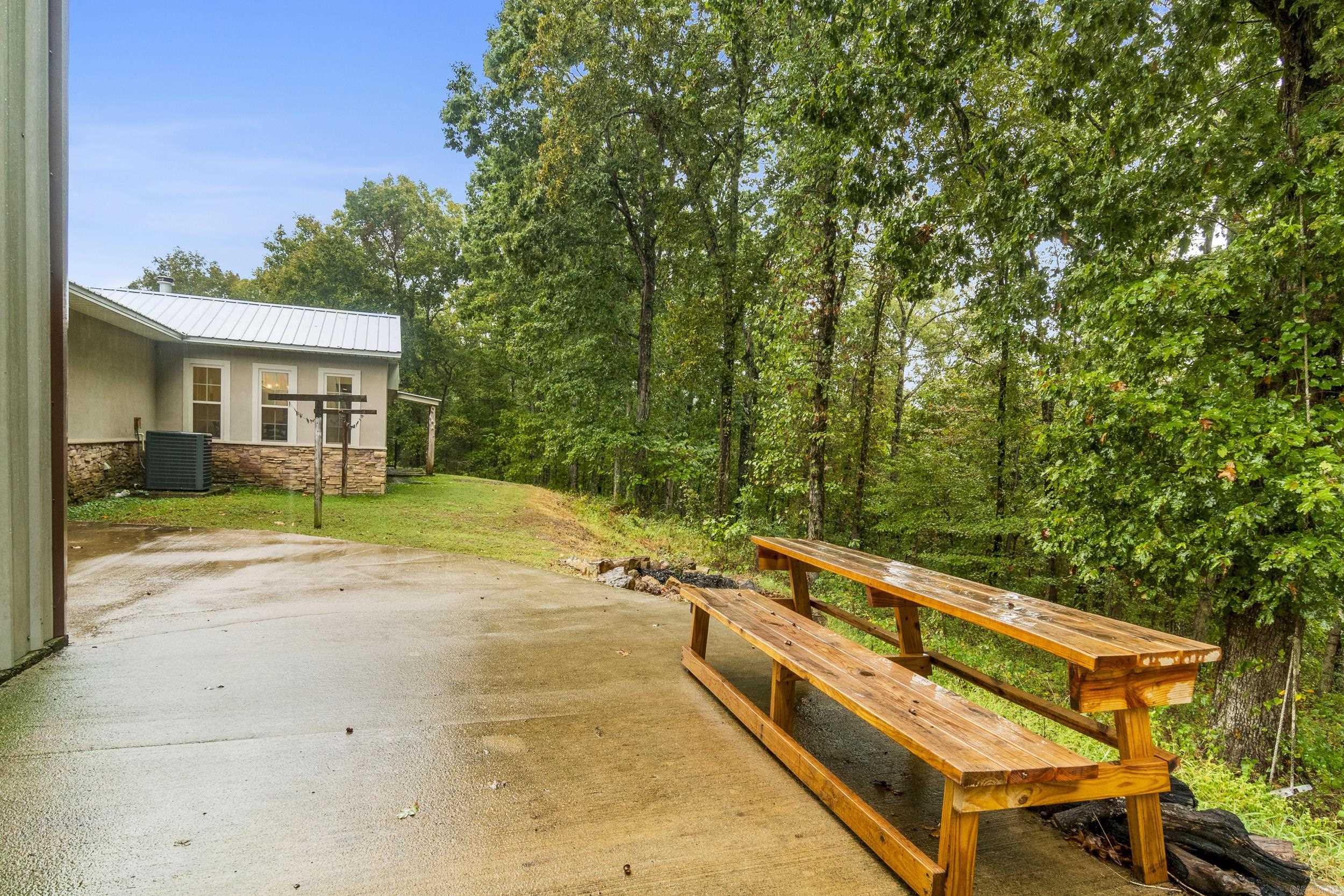1052 Gravel Hill Road Romance, AR 72136