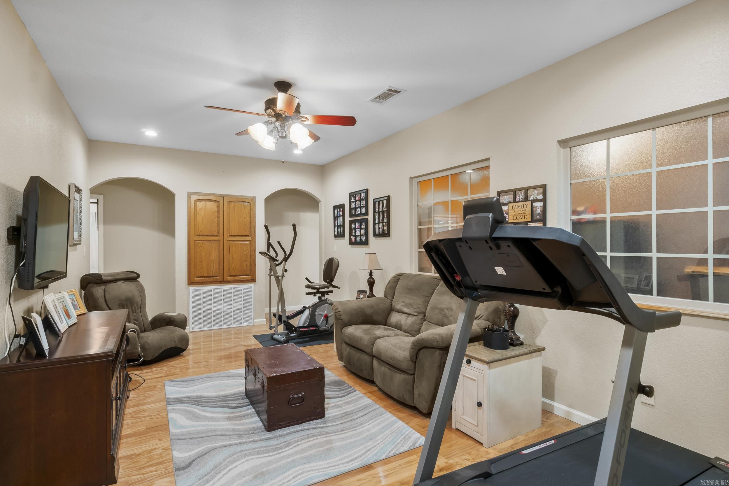 1052 Gravel Hill Road Romance, AR 72136