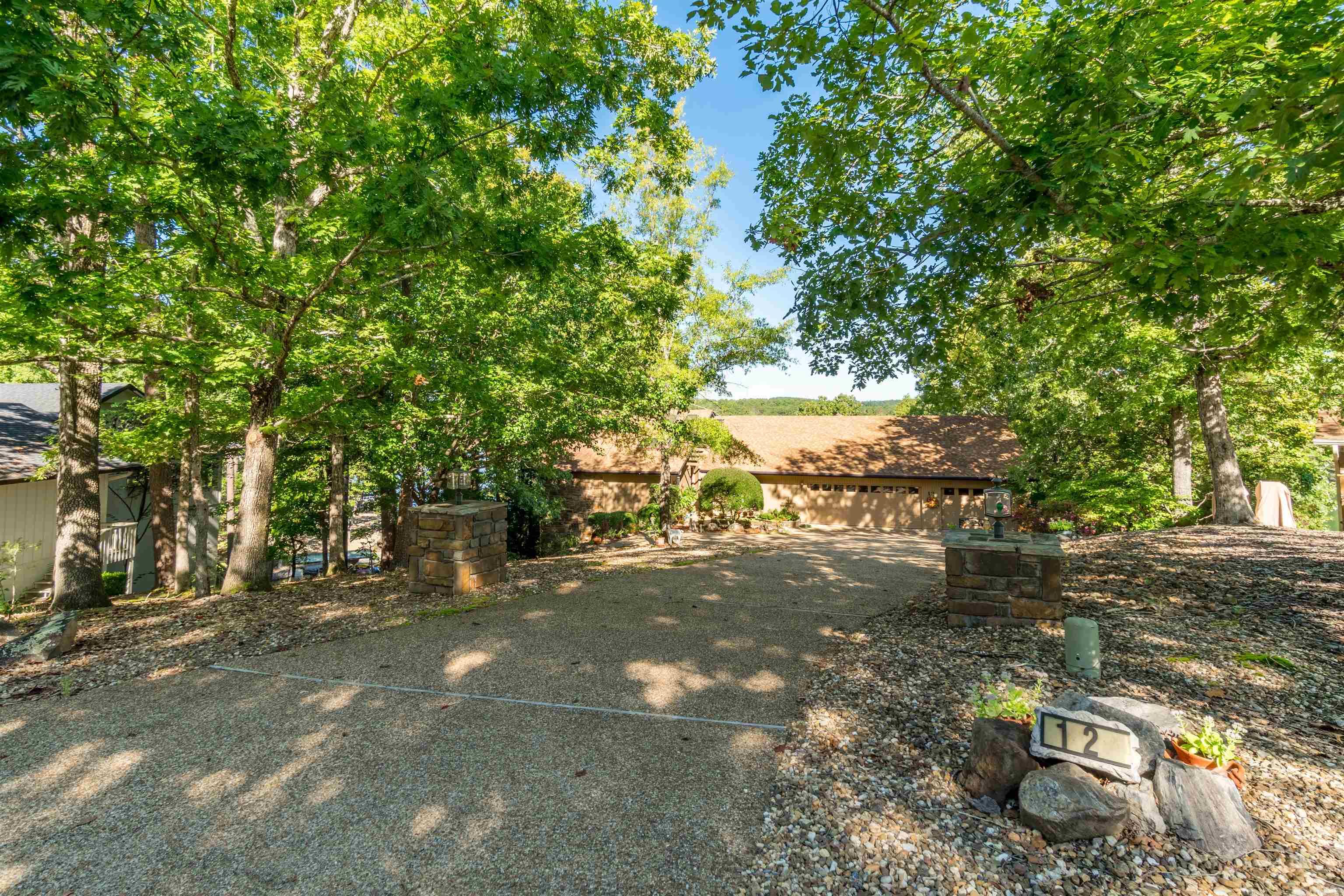 12 Narvaez Way Hot Springs Village, AR 71909