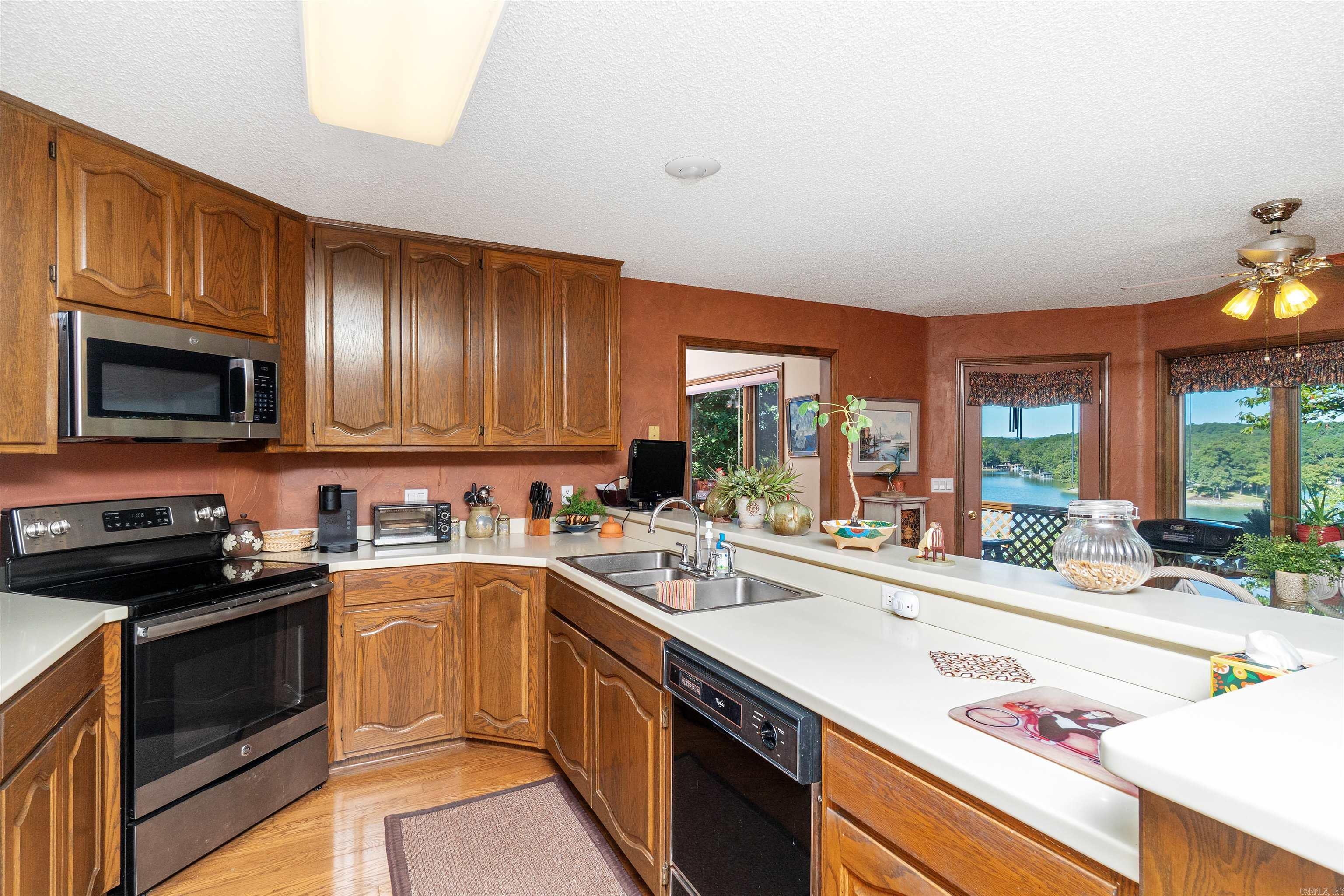 12 Narvaez Way Hot Springs Village, AR 71909