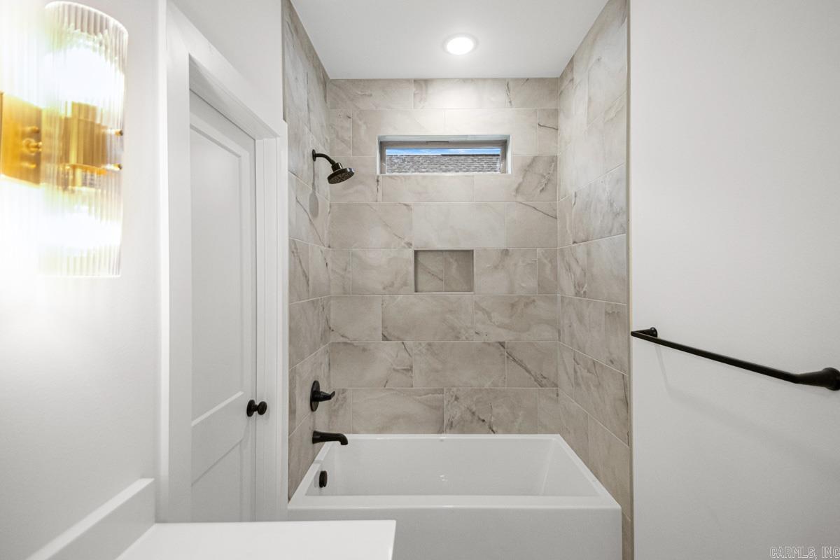 5016 Castaway Bay  Benton, AR