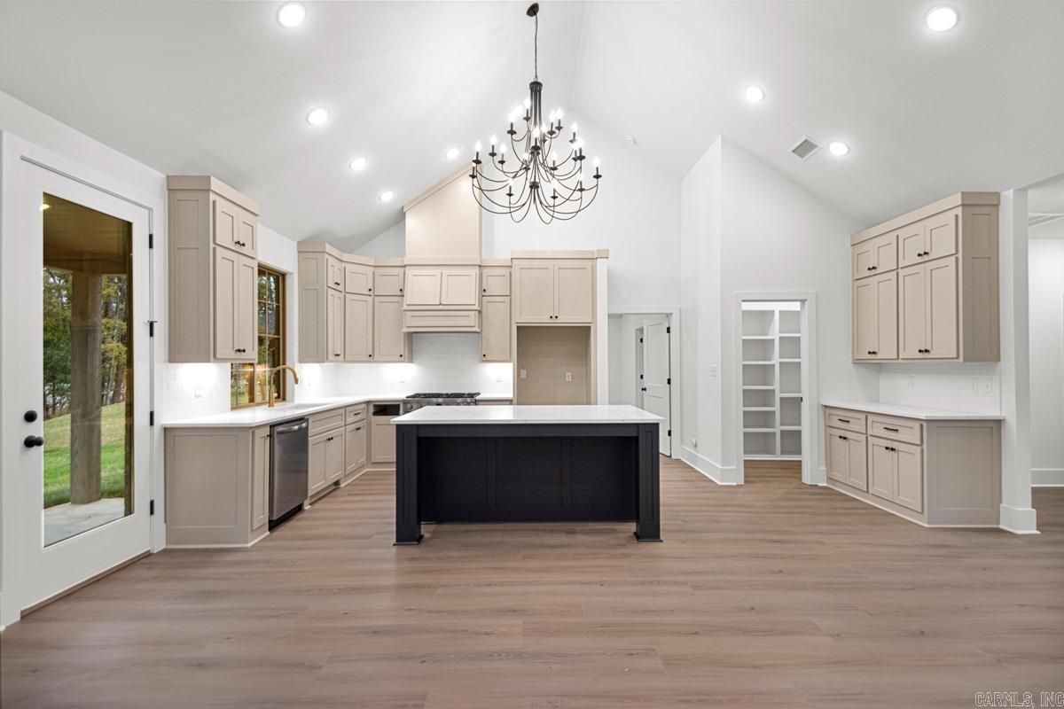 5016 Castaway Bay  Benton, AR