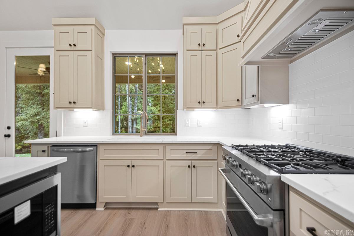 5016 Castaway Bay  Benton, AR