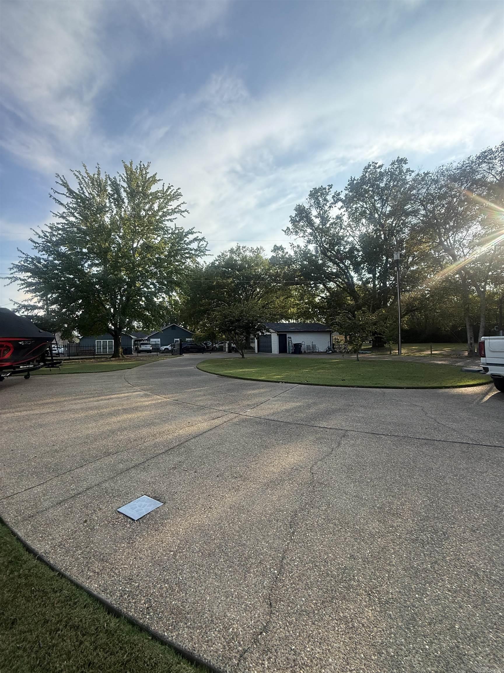 255 Long Beach  Hot Springs, AR