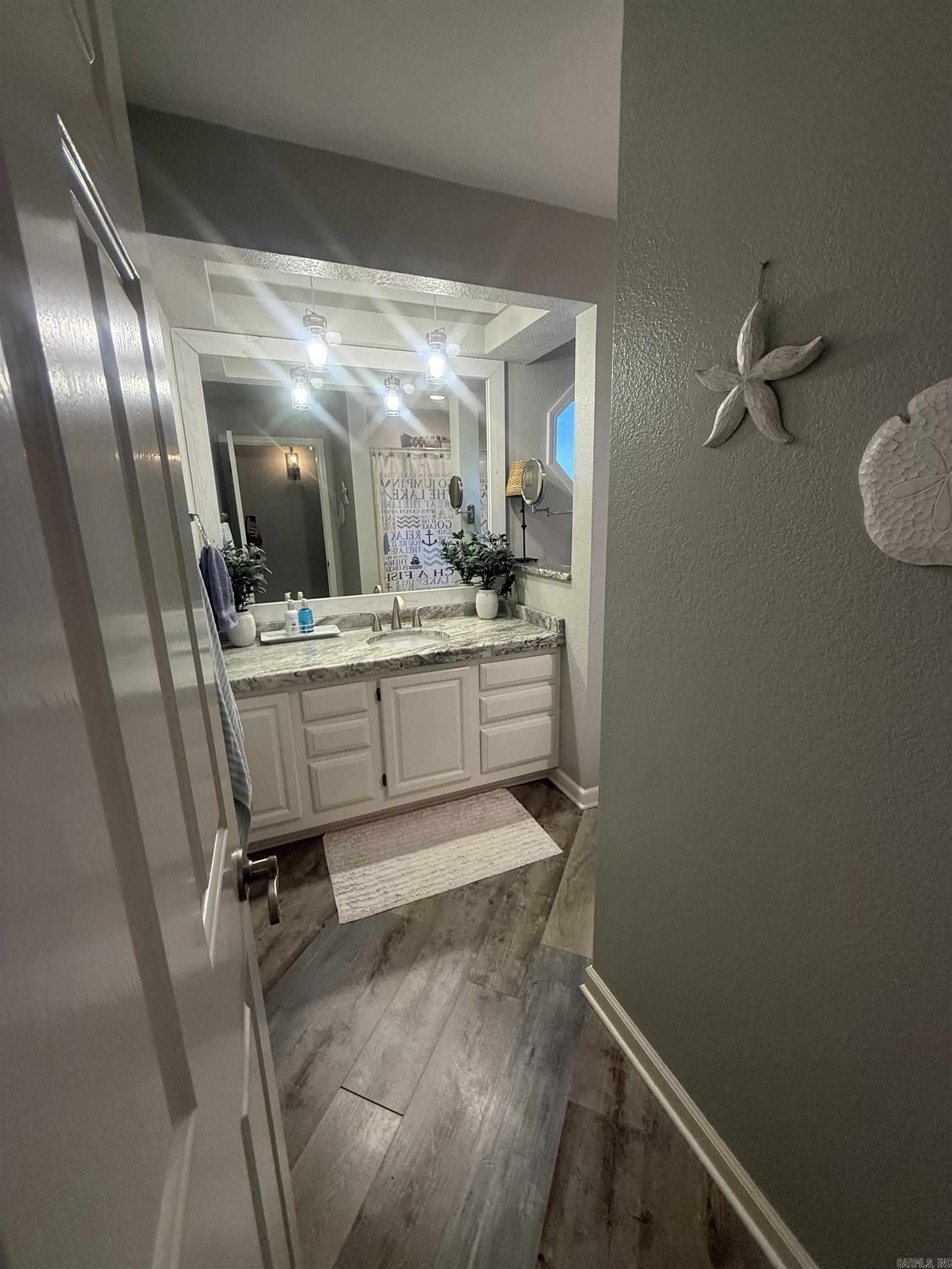 255 Long Beach  Hot Springs, AR