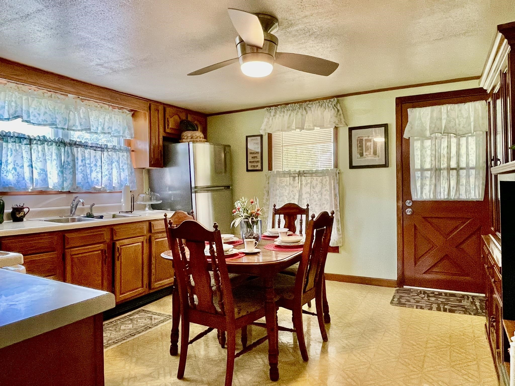 690 N Copperhead Road Franklin, AR 72536