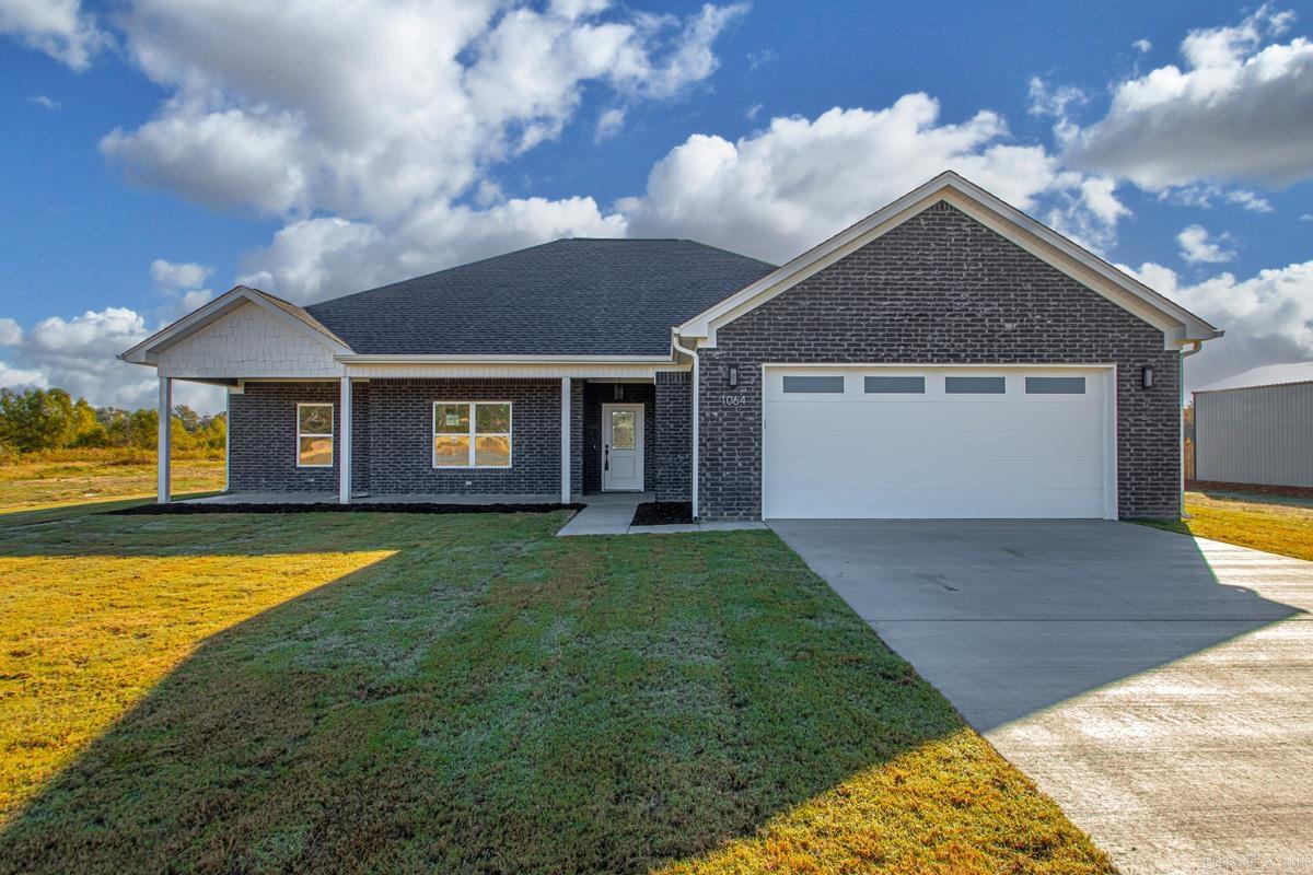 1064 Duke Drive Bauxite, AR 72011
