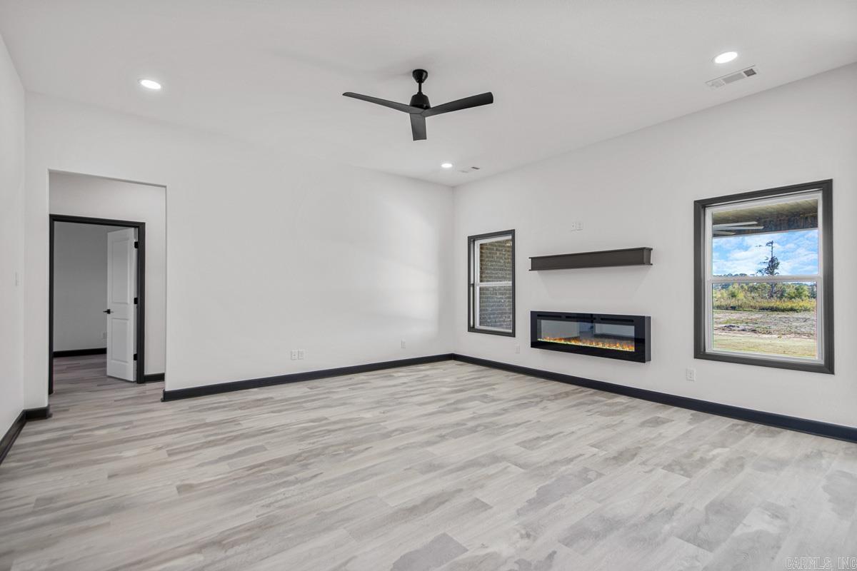 1064 Duke Drive Bauxite, AR 72011