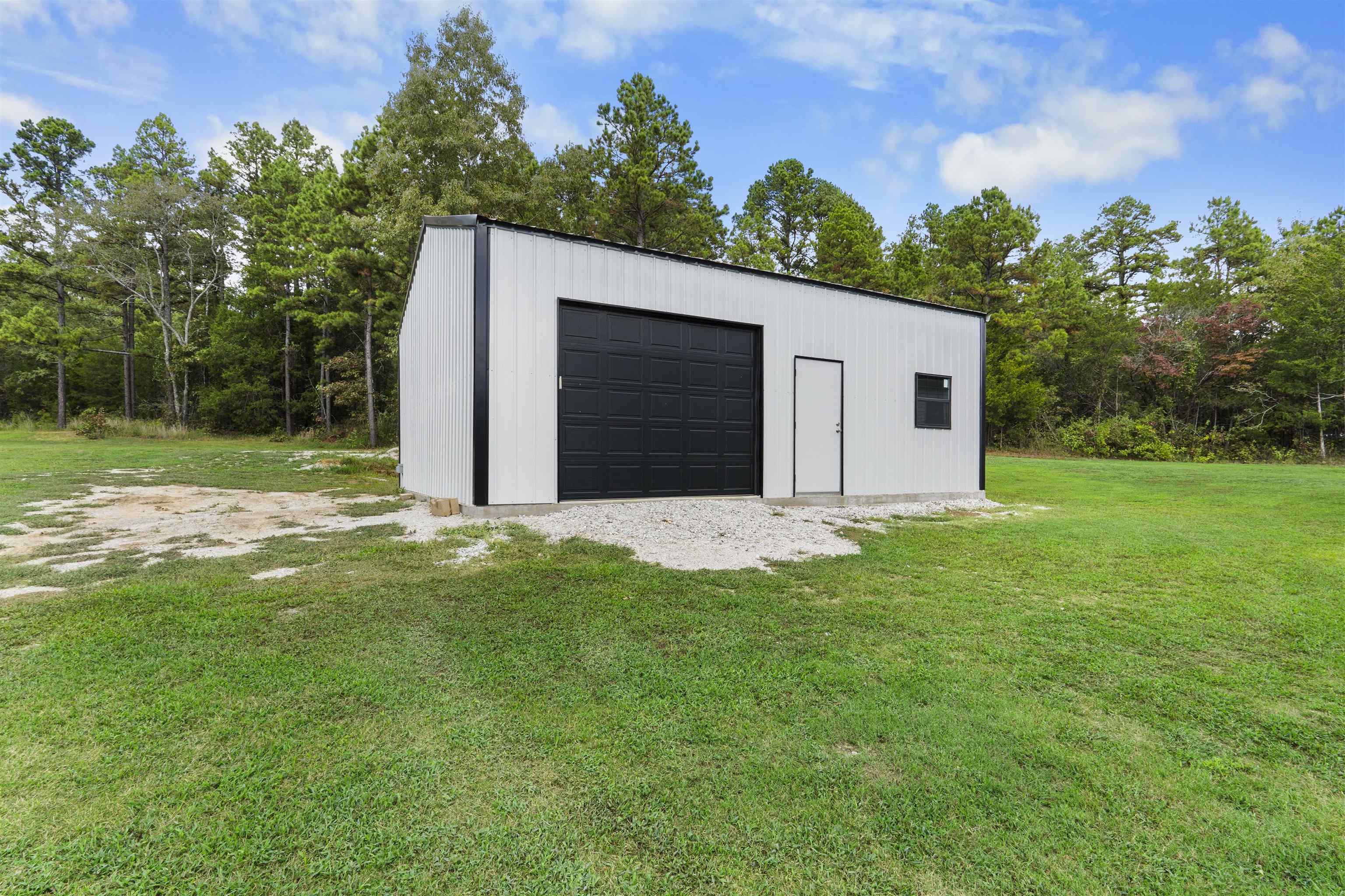 270 Sallie Lane Melbourne, AR 72556