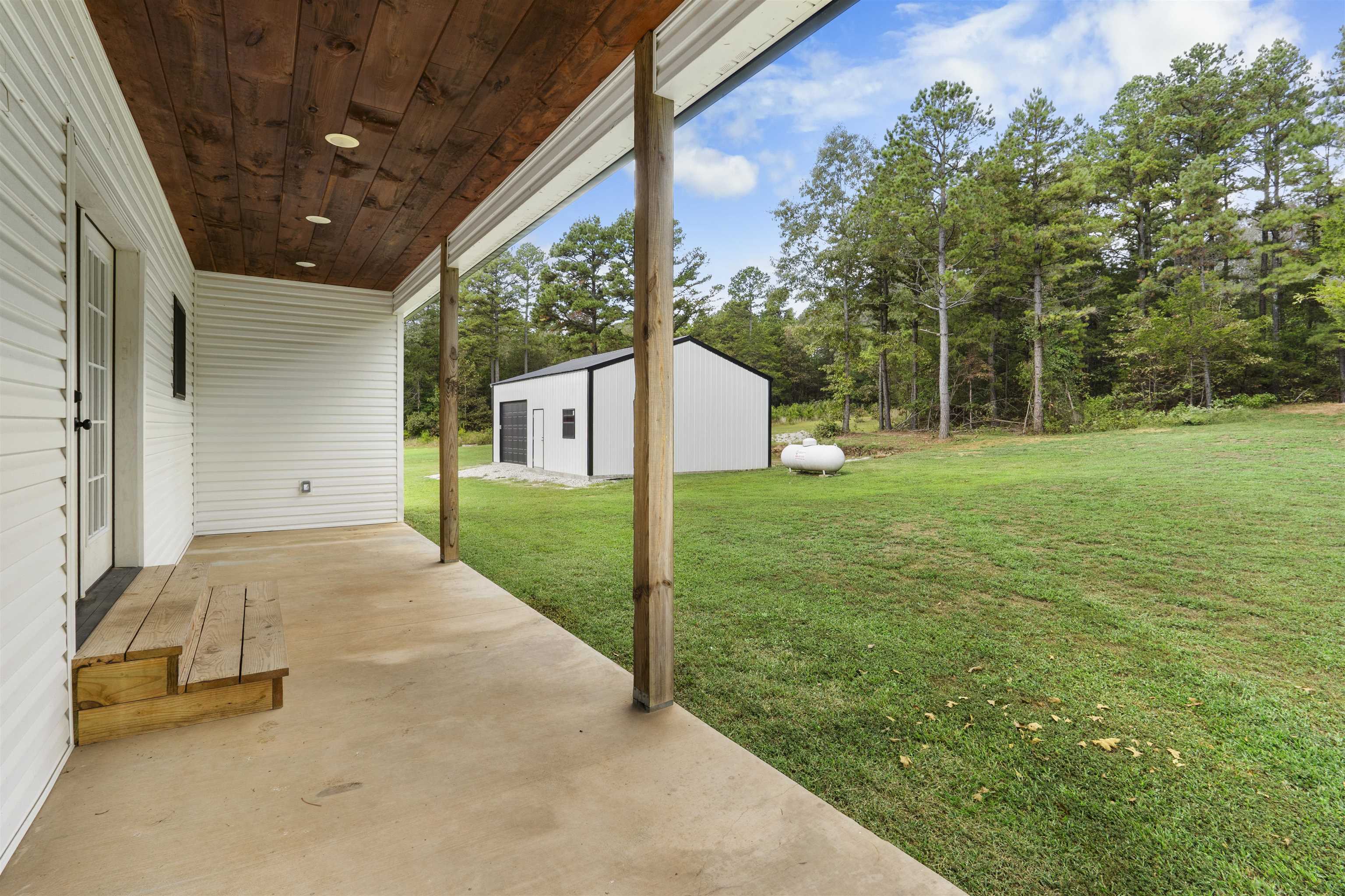 270 Sallie Lane Melbourne, AR 72556